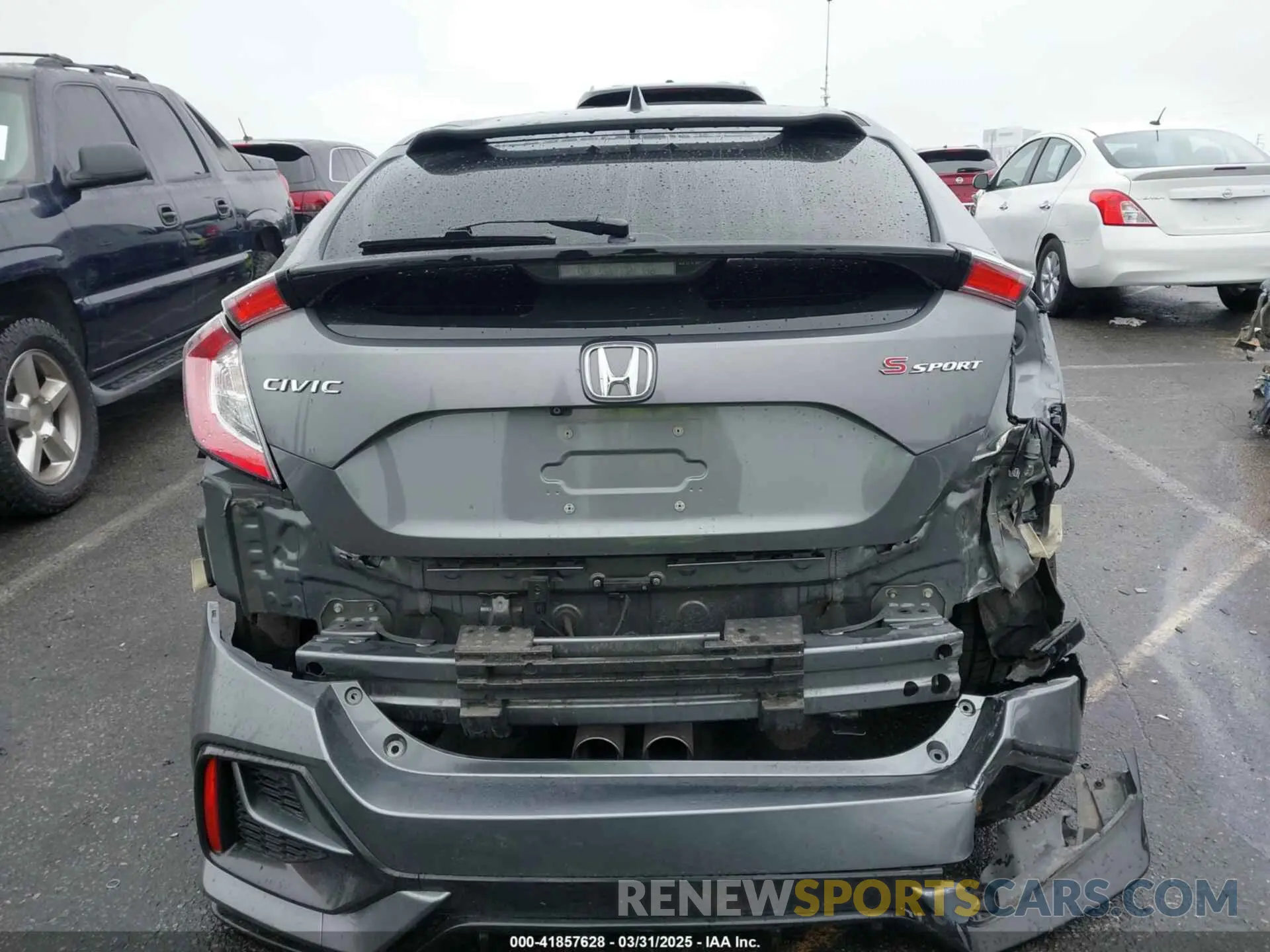 17 Photograph of a damaged car SHHFK7H42LU400151 HONDA CIVIC 2020
