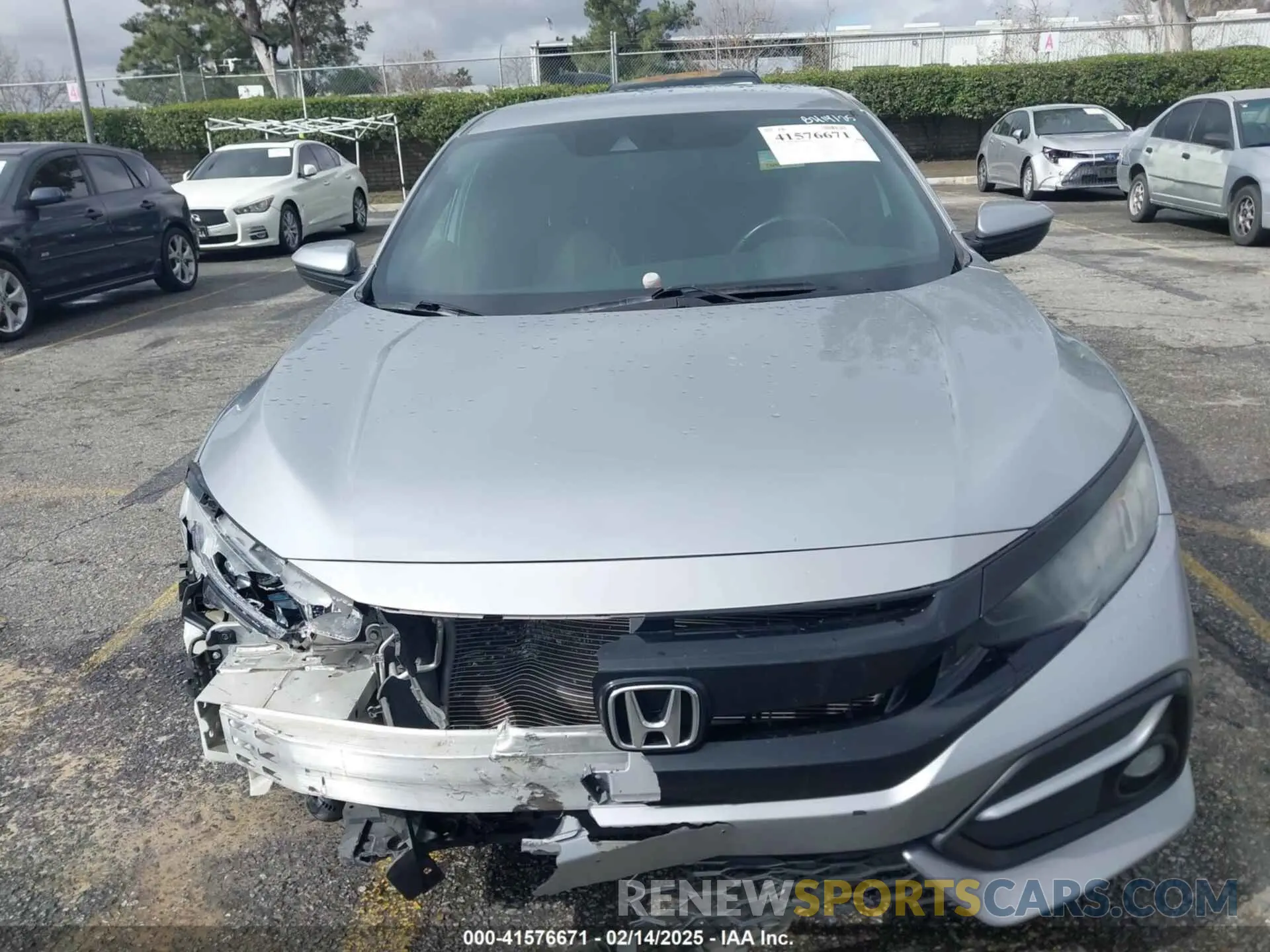 12 Photograph of a damaged car SHHFK7H42LU423297 HONDA CIVIC 2020