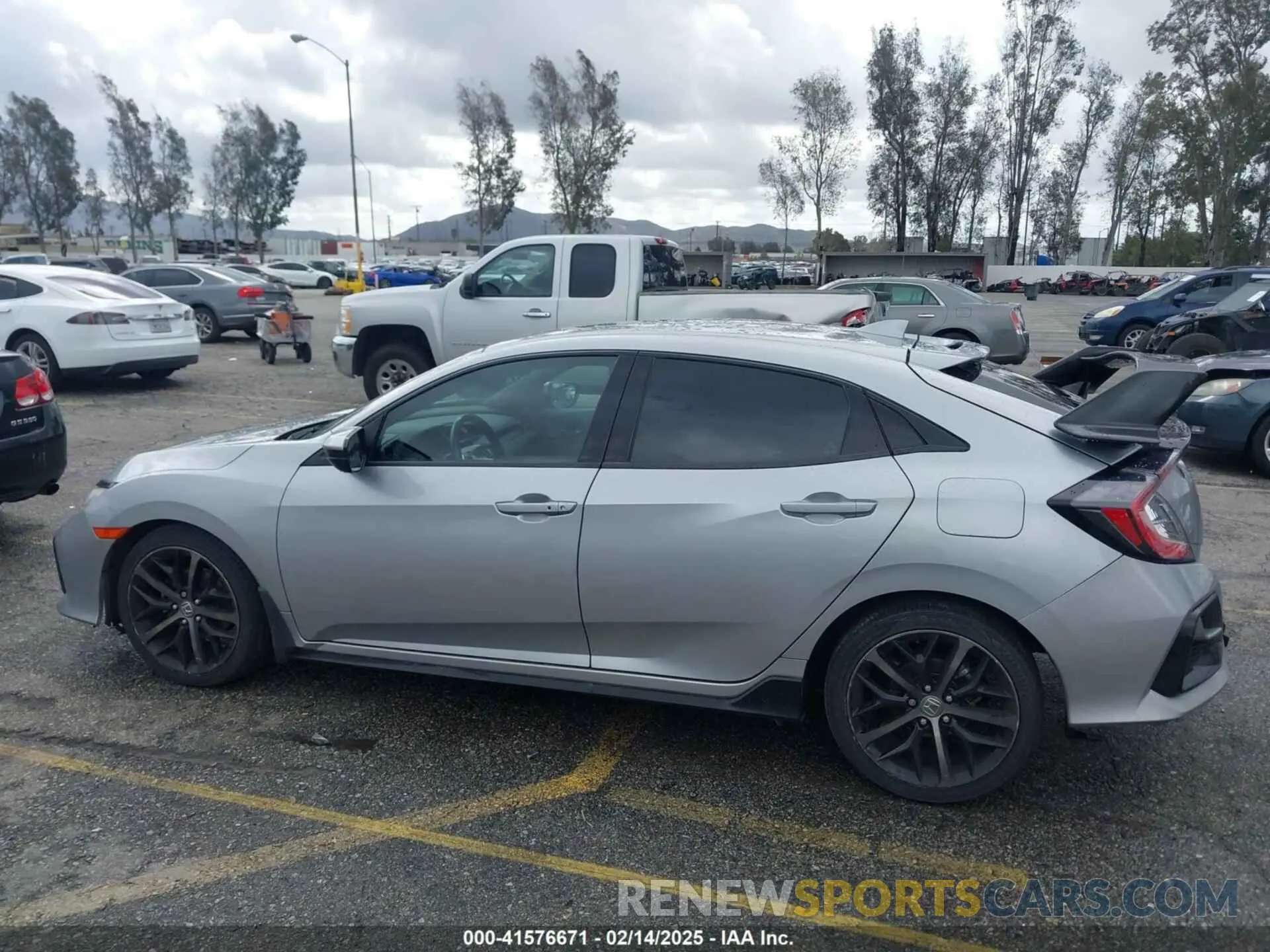 14 Photograph of a damaged car SHHFK7H42LU423297 HONDA CIVIC 2020
