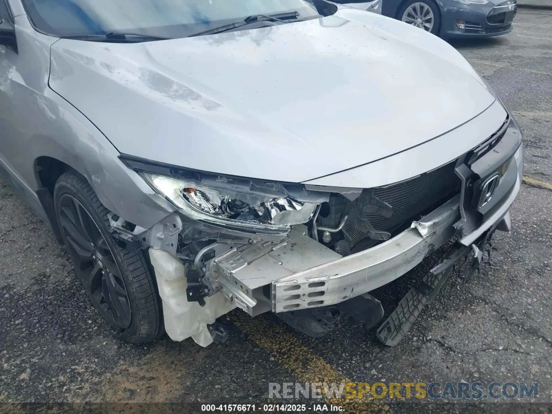 6 Photograph of a damaged car SHHFK7H42LU423297 HONDA CIVIC 2020
