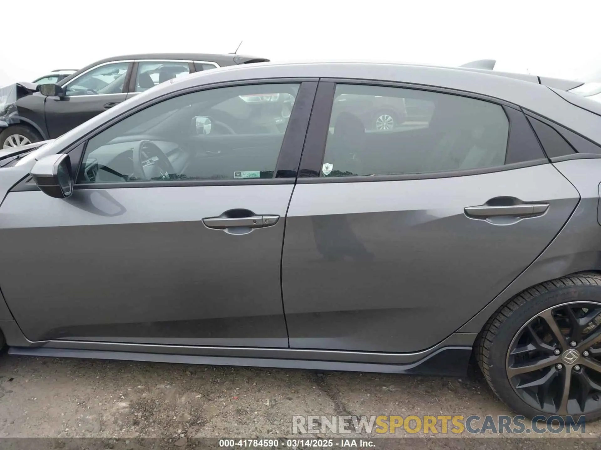 14 Photograph of a damaged car SHHFK7H45LU410849 HONDA CIVIC 2020