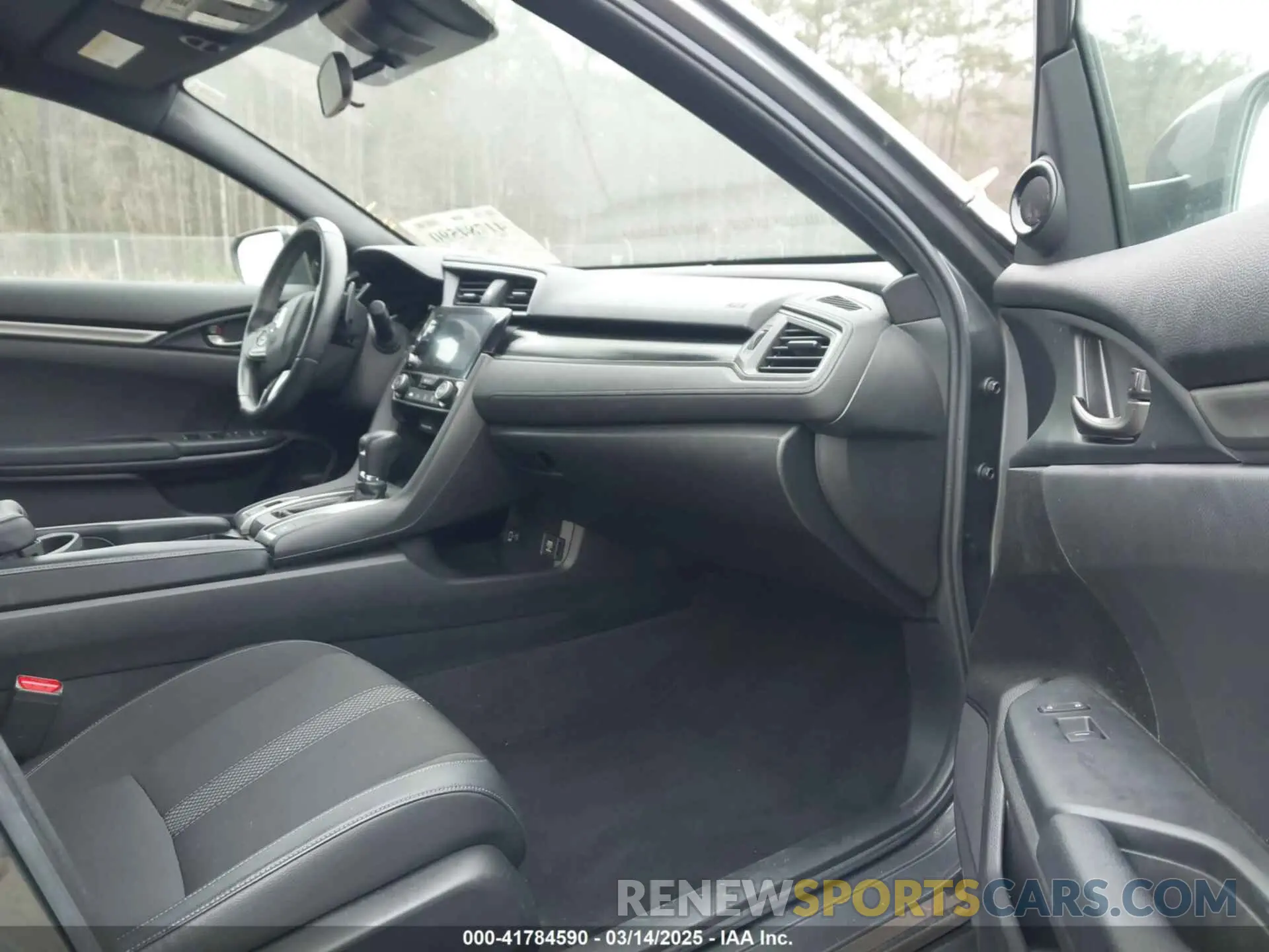 5 Photograph of a damaged car SHHFK7H45LU410849 HONDA CIVIC 2020