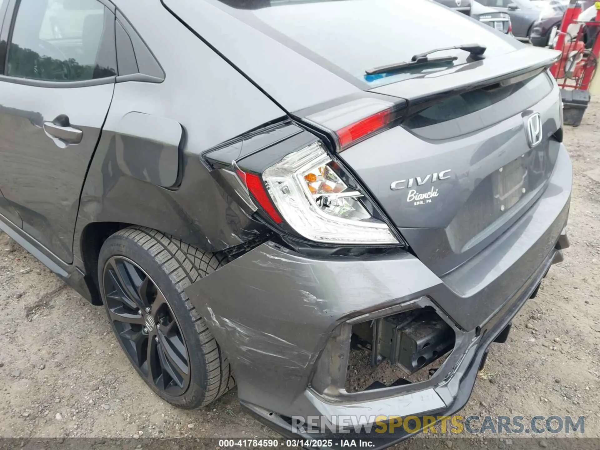 6 Photograph of a damaged car SHHFK7H45LU410849 HONDA CIVIC 2020