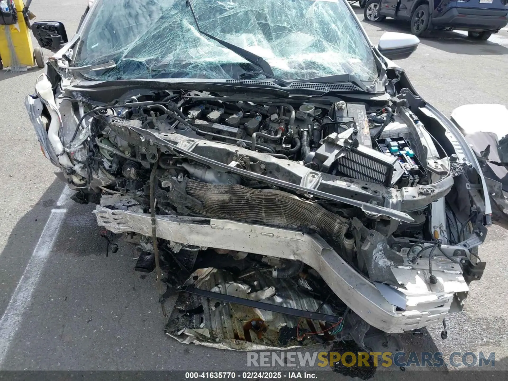 10 Photograph of a damaged car SHHFK7H47LU405877 HONDA CIVIC 2020