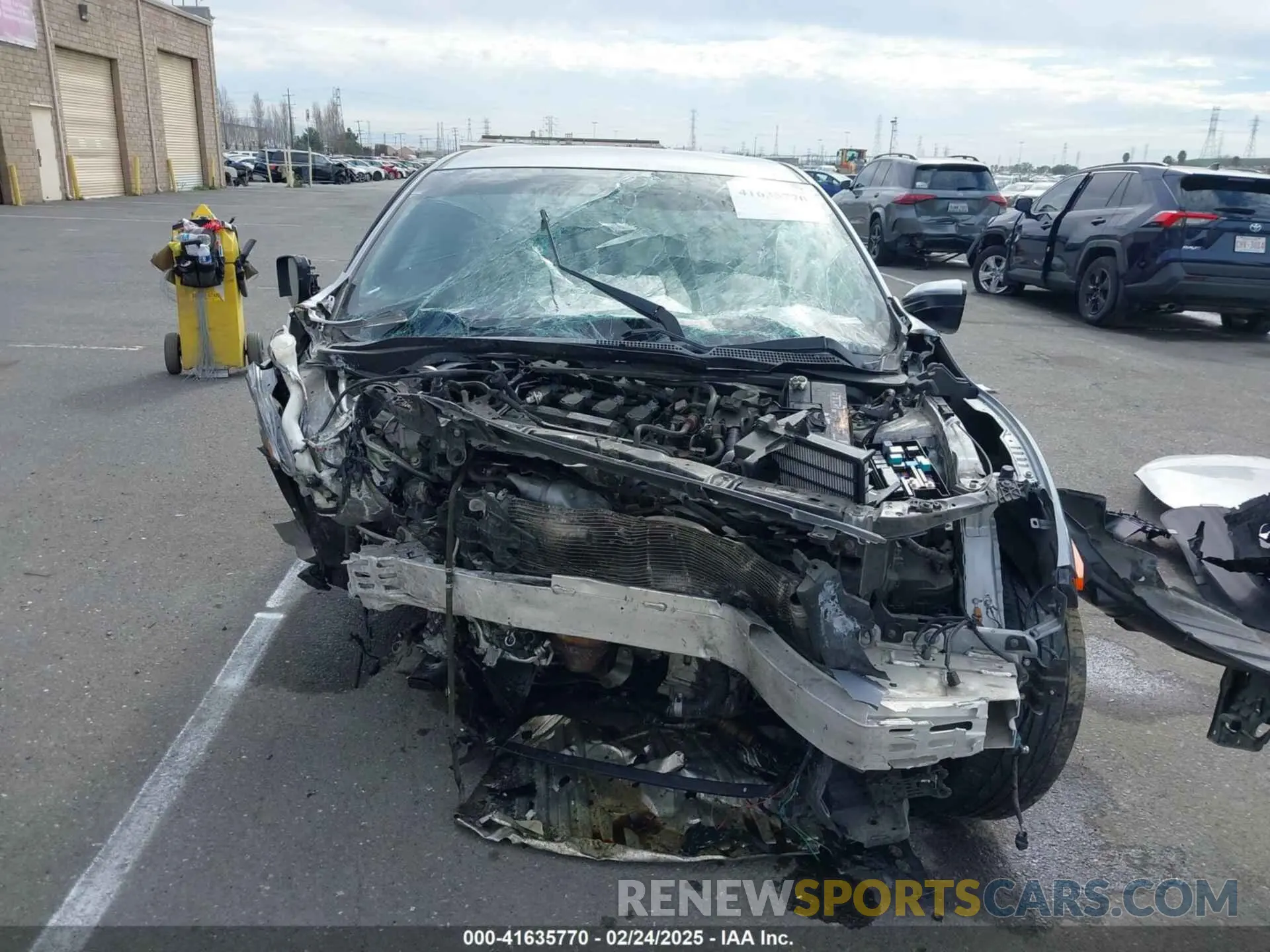13 Photograph of a damaged car SHHFK7H47LU405877 HONDA CIVIC 2020