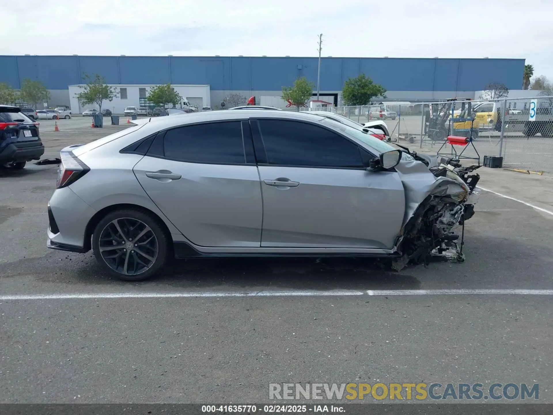 14 Photograph of a damaged car SHHFK7H47LU405877 HONDA CIVIC 2020