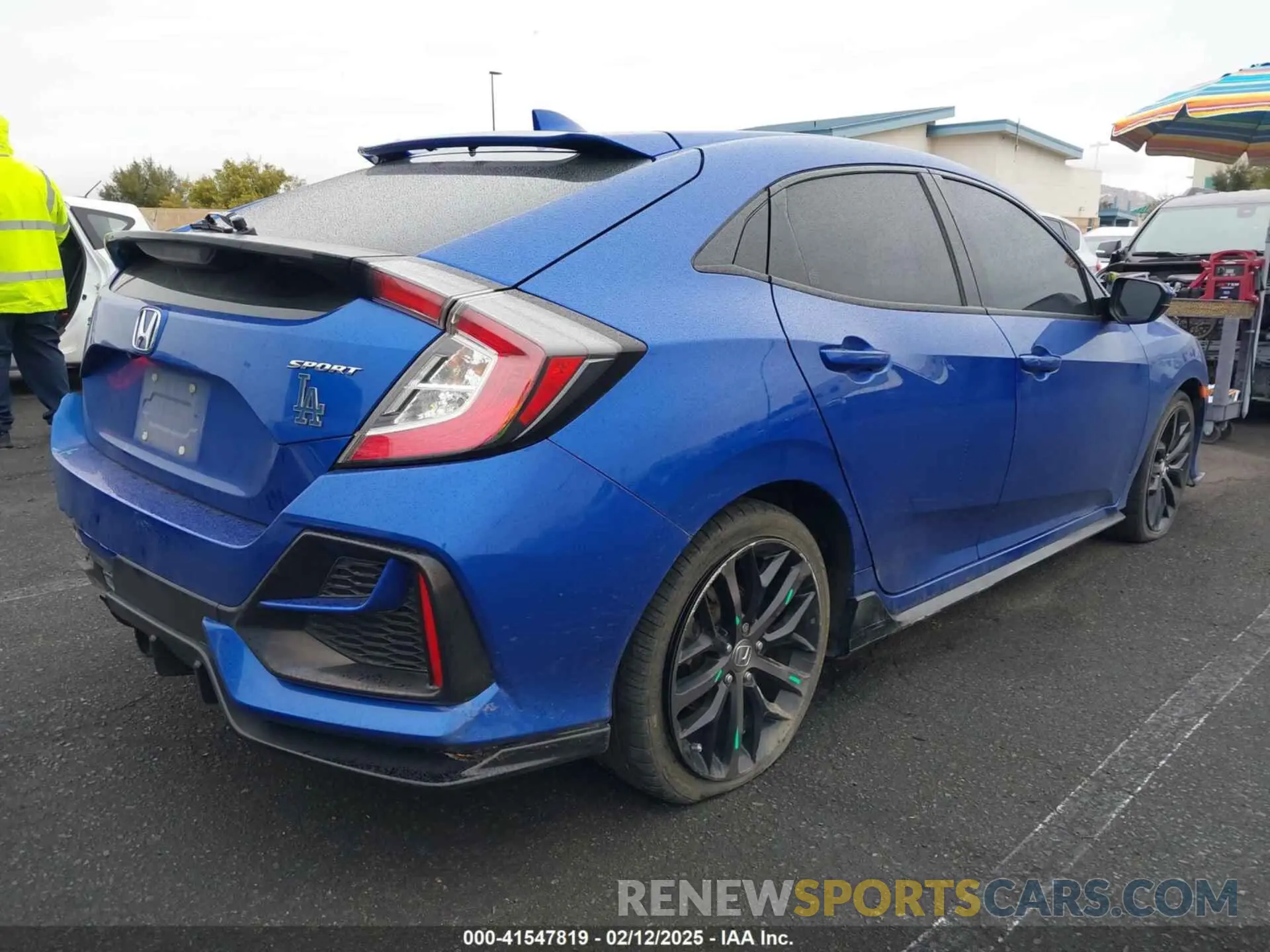 4 Photograph of a damaged car SHHFK7H47LU409928 HONDA CIVIC 2020
