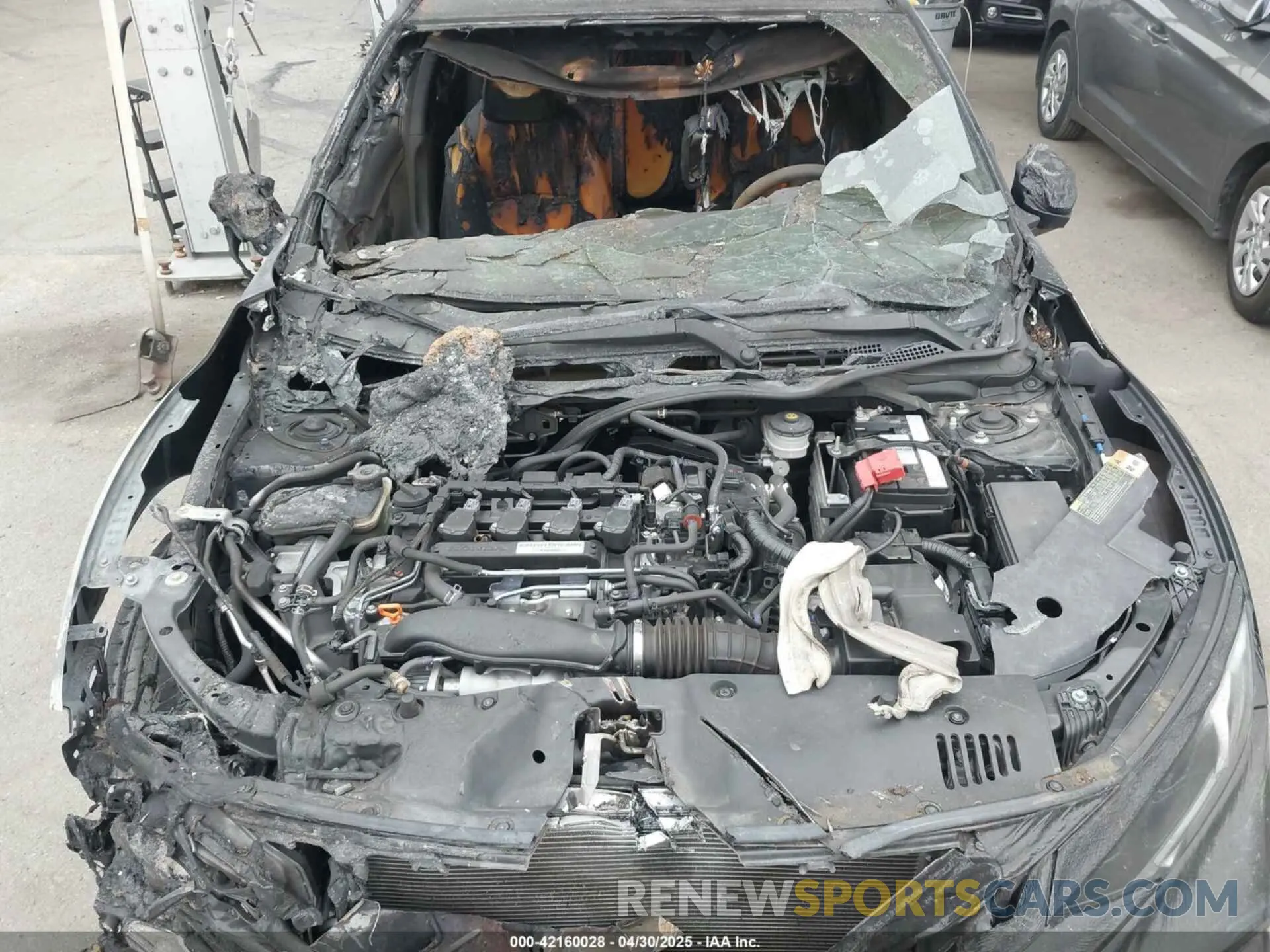 10 Photograph of a damaged car SHHFK7H48LU211987 HONDA CIVIC 2020