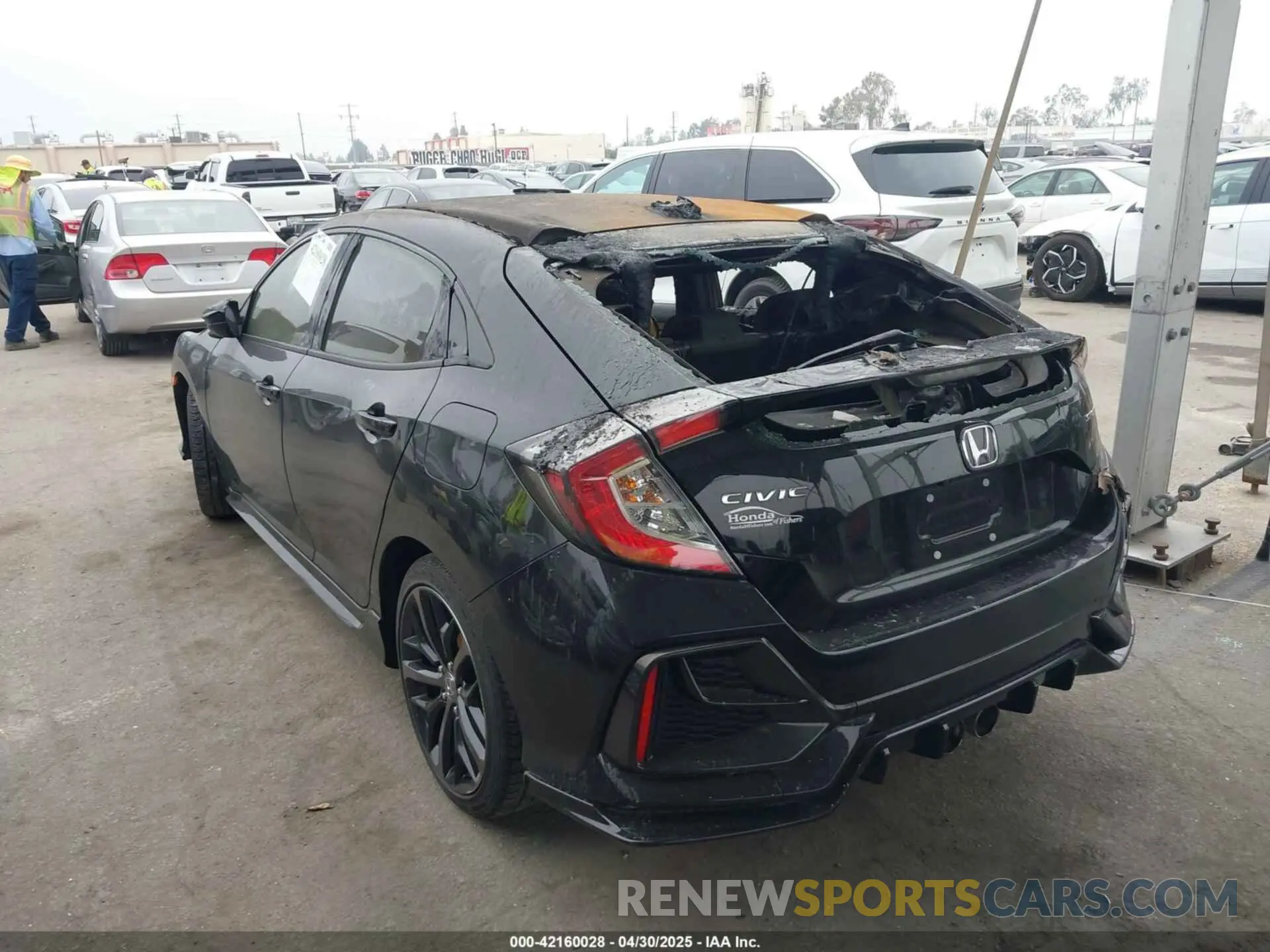 3 Photograph of a damaged car SHHFK7H48LU211987 HONDA CIVIC 2020