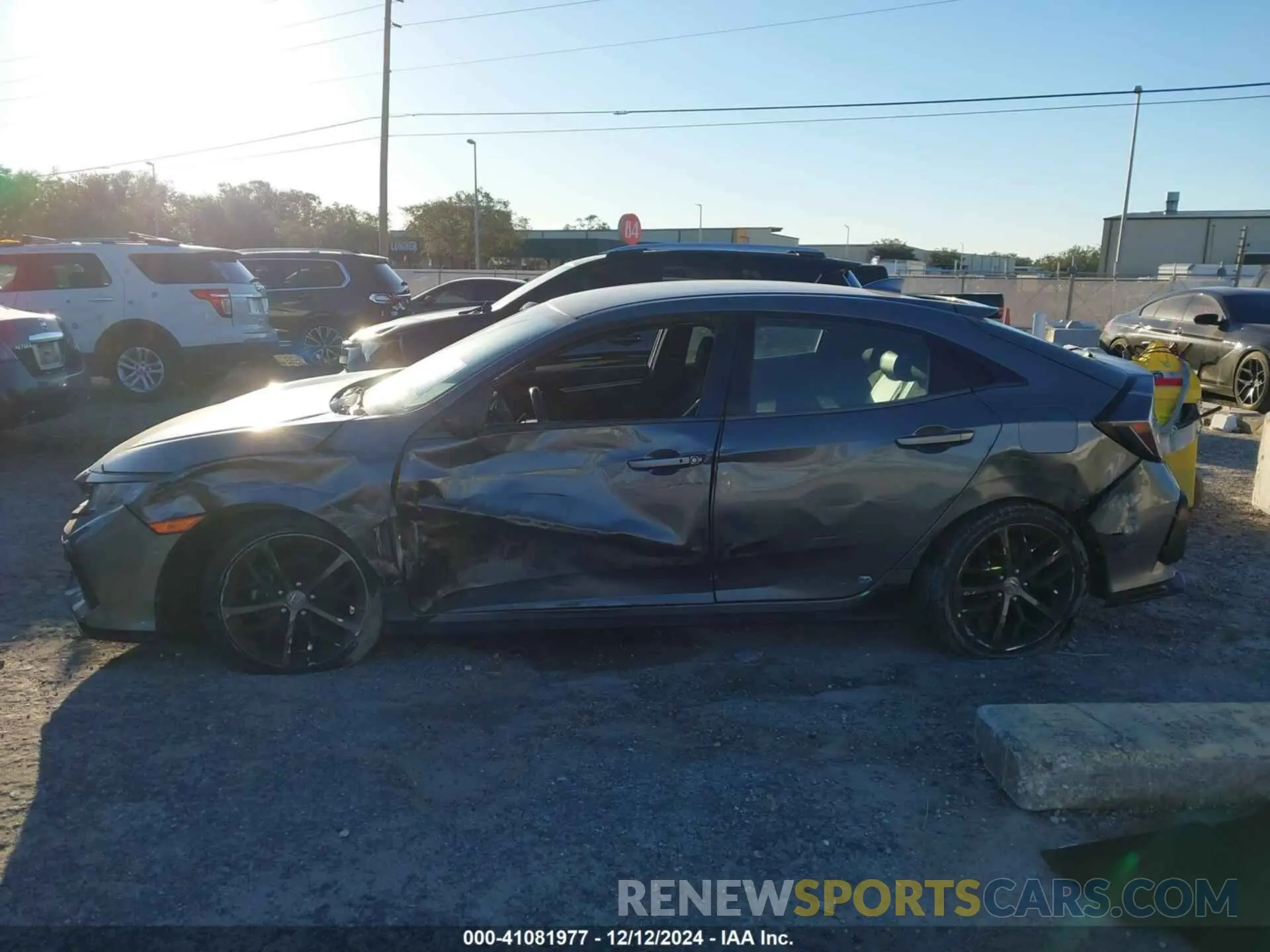 14 Photograph of a damaged car SHHFK7H48LU404849 HONDA CIVIC 2020