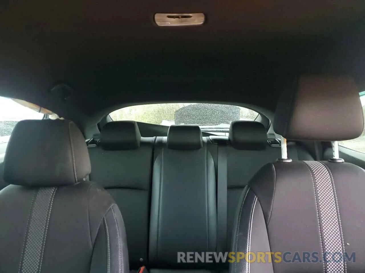 10 Photograph of a damaged car SHHFK7H48LU410683 HONDA CIVIC 2020