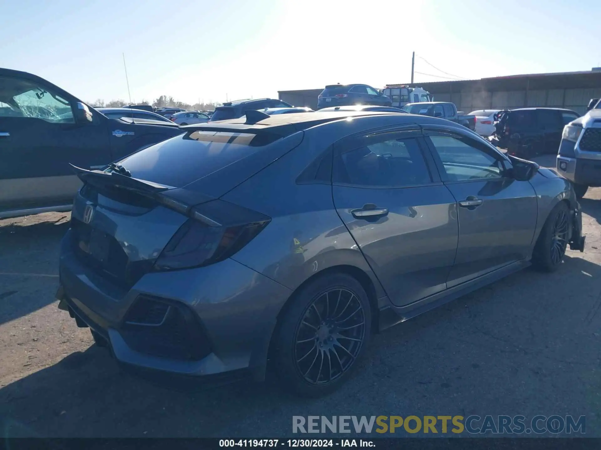 4 Photograph of a damaged car SHHFK7H4XLU208525 HONDA CIVIC 2020
