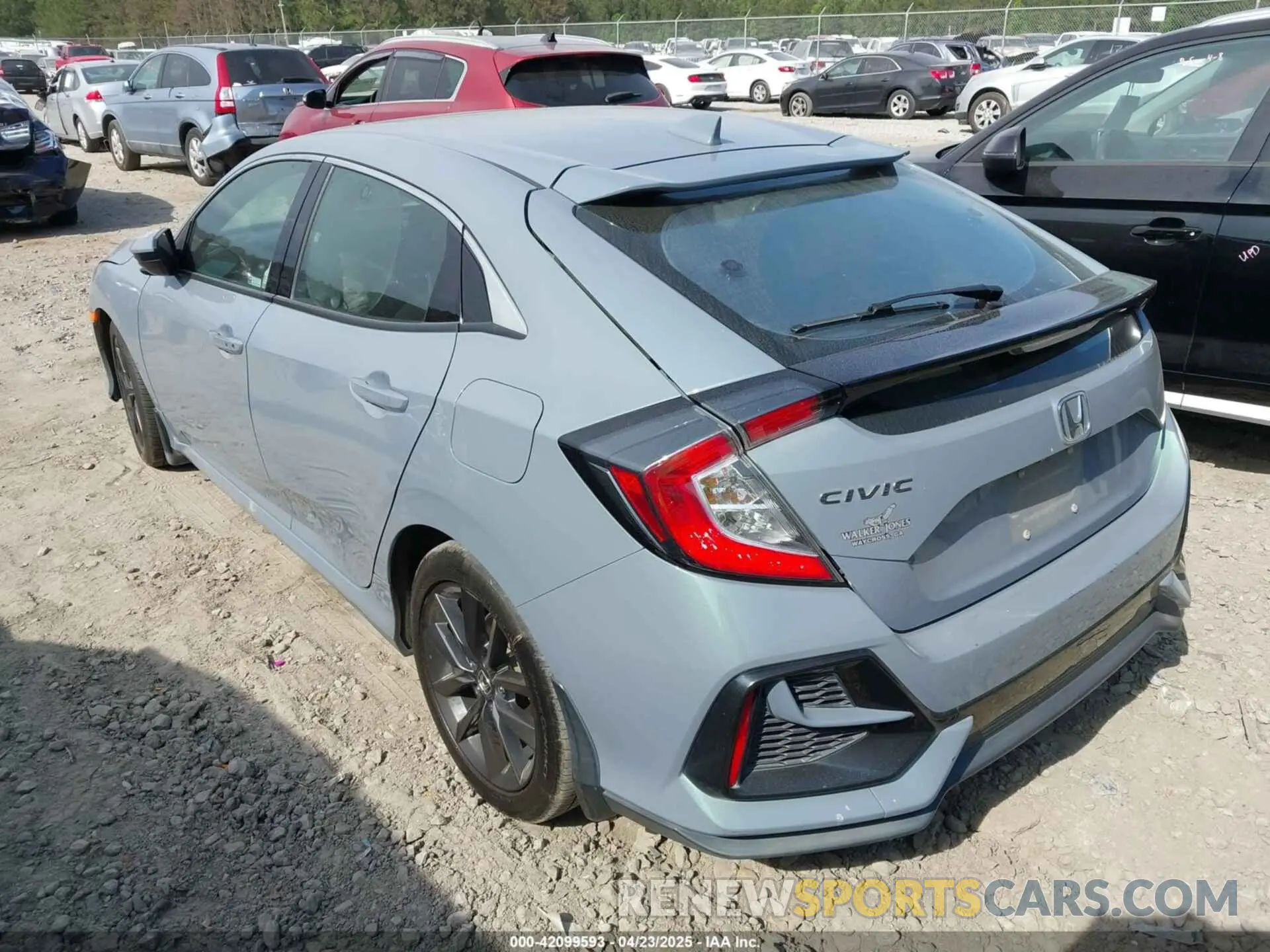 3 Photograph of a damaged car SHHFK7H60LU206168 HONDA CIVIC 2020