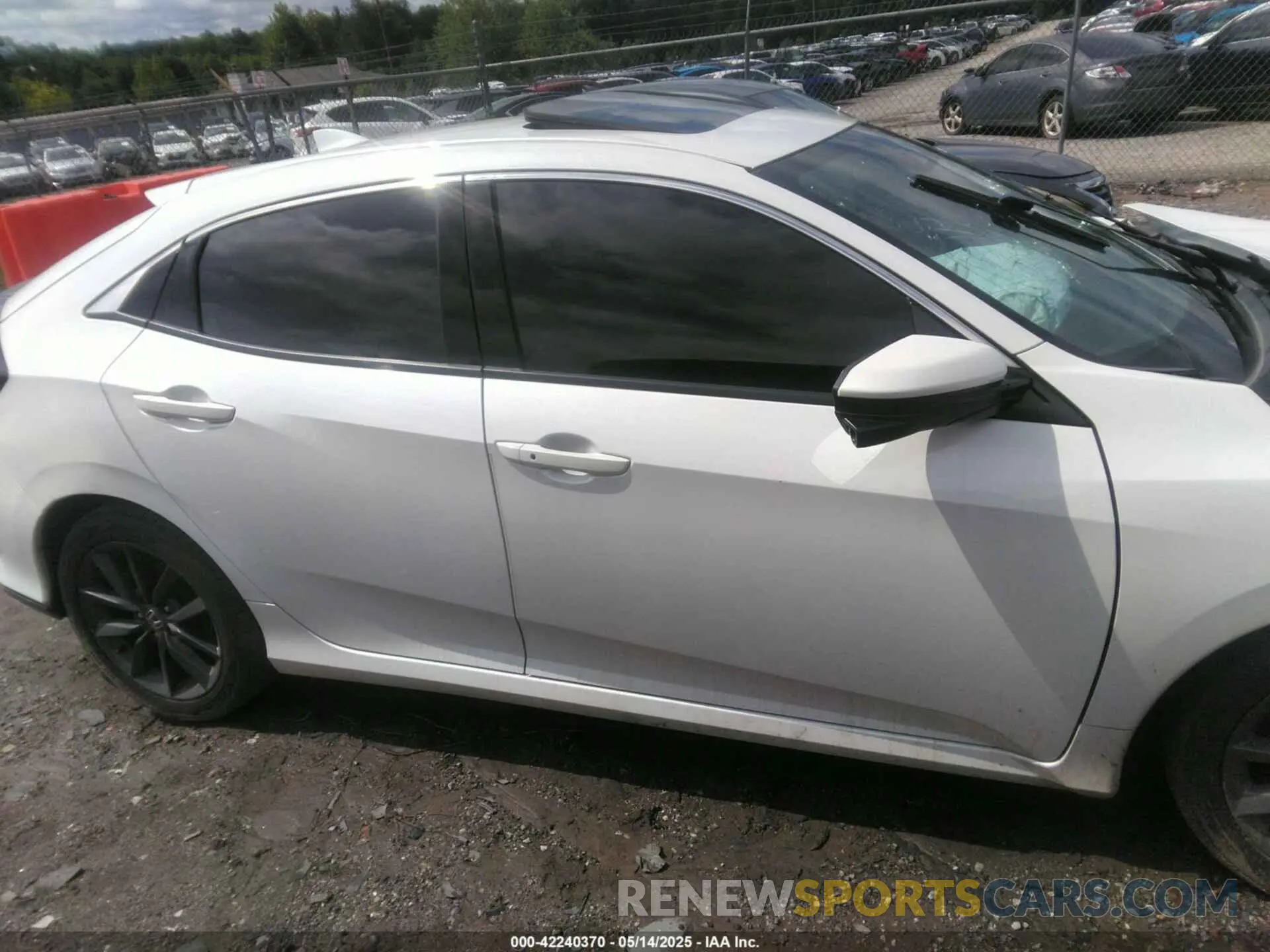 13 Photograph of a damaged car SHHFK7H63LU202468 HONDA CIVIC 2020