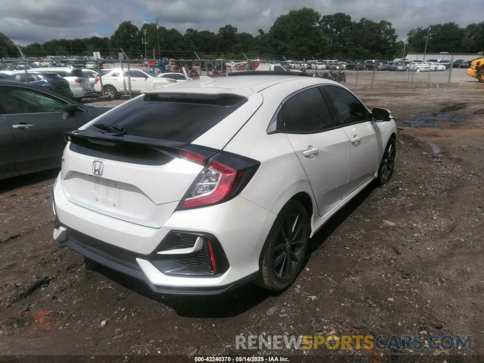 4 Photograph of a damaged car SHHFK7H63LU202468 HONDA CIVIC 2020