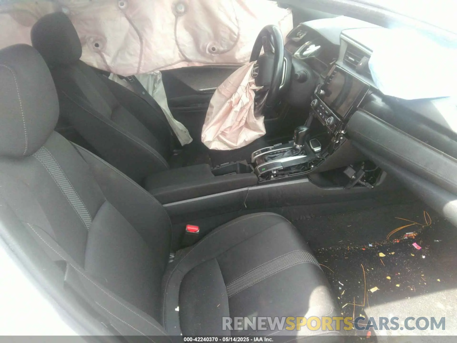5 Photograph of a damaged car SHHFK7H63LU202468 HONDA CIVIC 2020