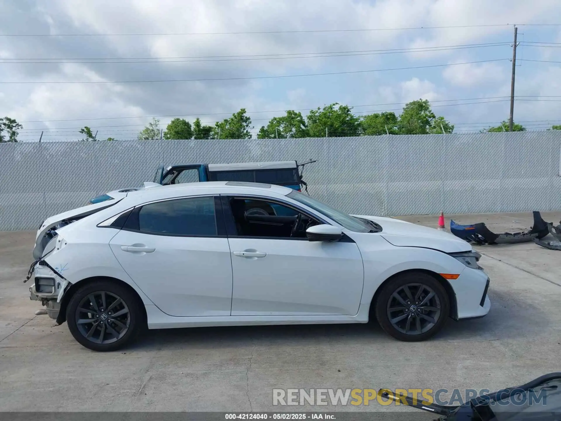 13 Photograph of a damaged car SHHFK7H63LU215334 HONDA CIVIC 2020