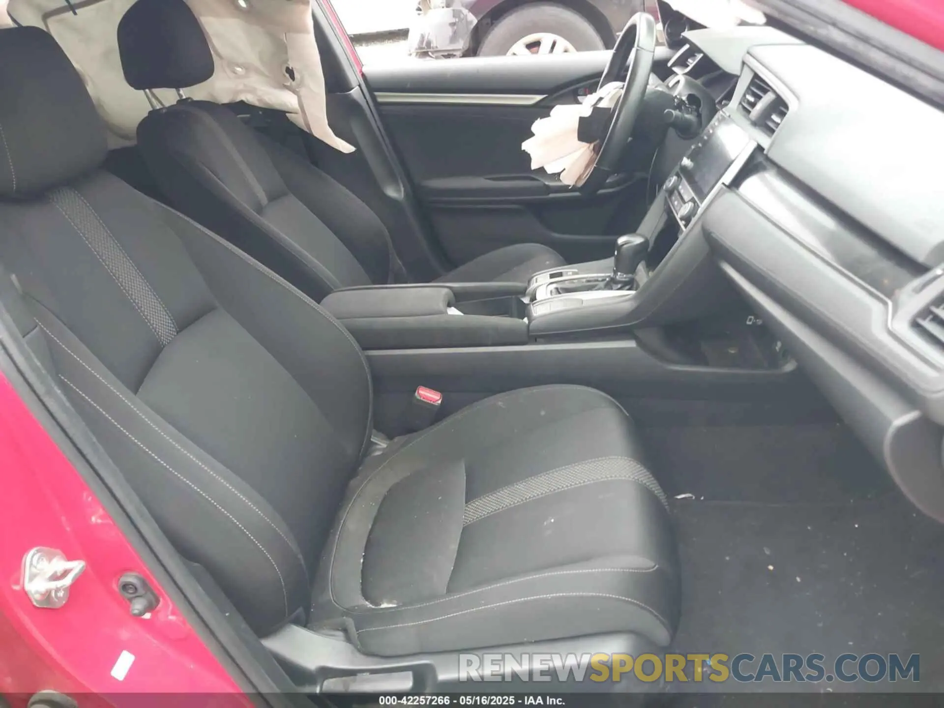 5 Photograph of a damaged car SHHFK7H64LU209137 HONDA CIVIC 2020