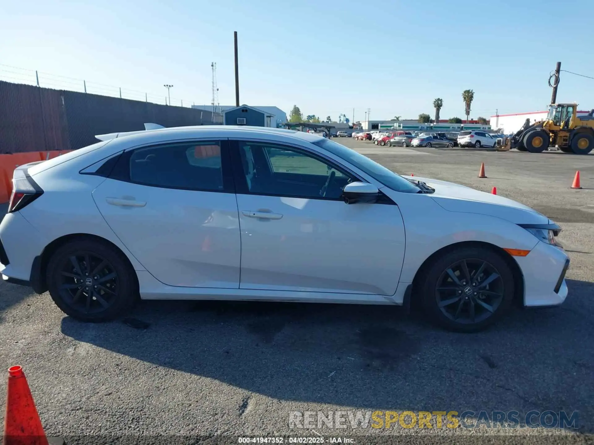 13 Photograph of a damaged car SHHFK7H64LU419821 HONDA CIVIC 2020