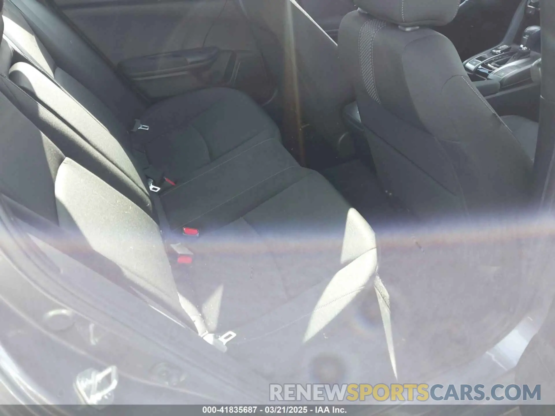 8 Photograph of a damaged car SHHFK7H65LU203007 HONDA CIVIC 2020
