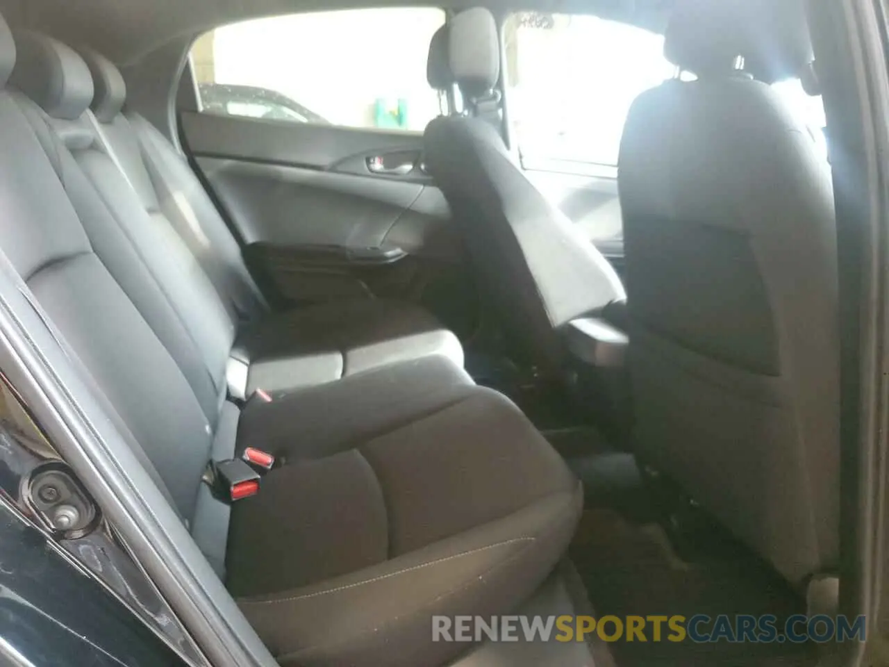 10 Photograph of a damaged car SHHFK7H66LU203064 HONDA CIVIC 2020
