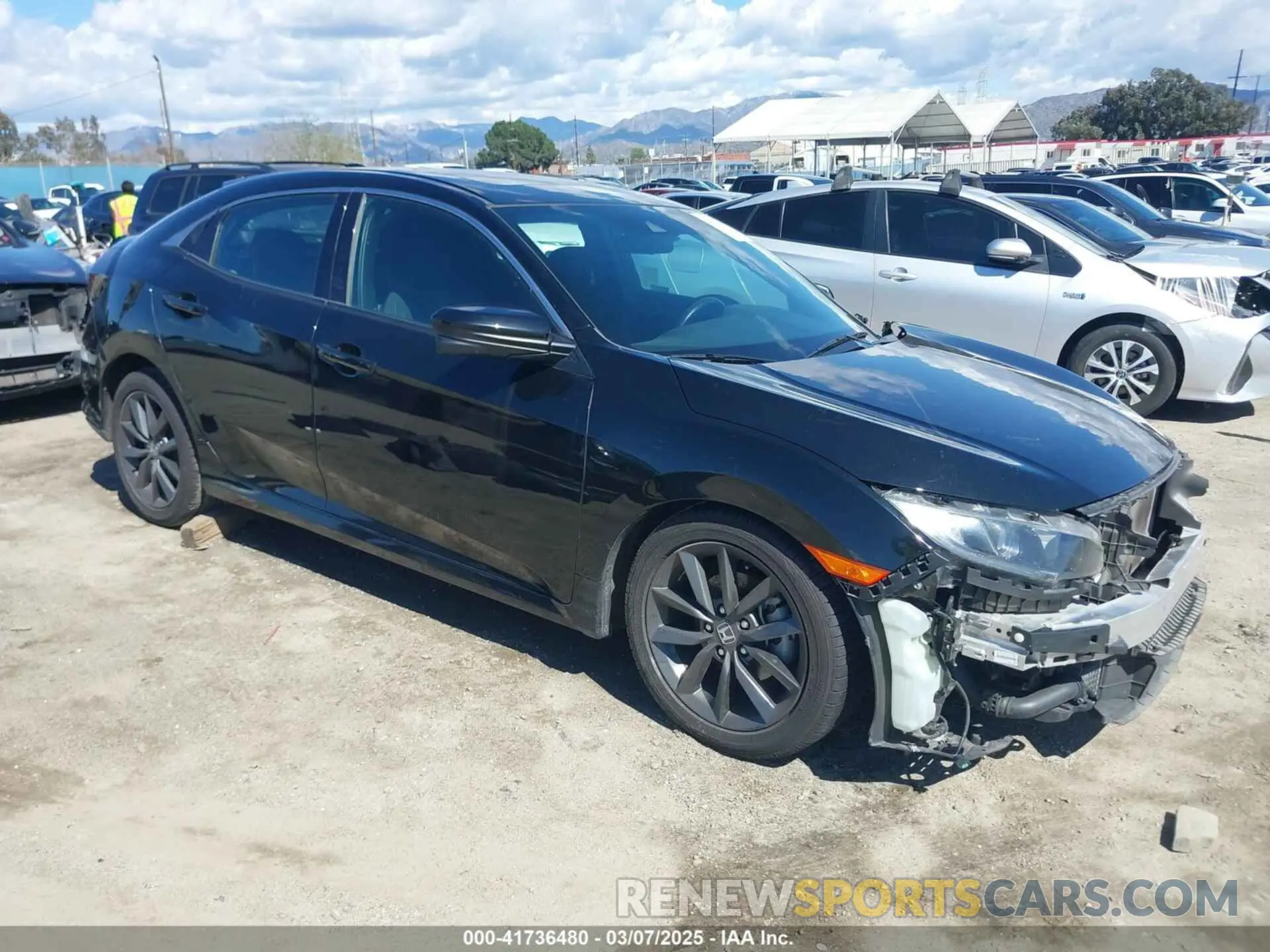 1 Photograph of a damaged car SHHFK7H66LU402924 HONDA CIVIC 2020