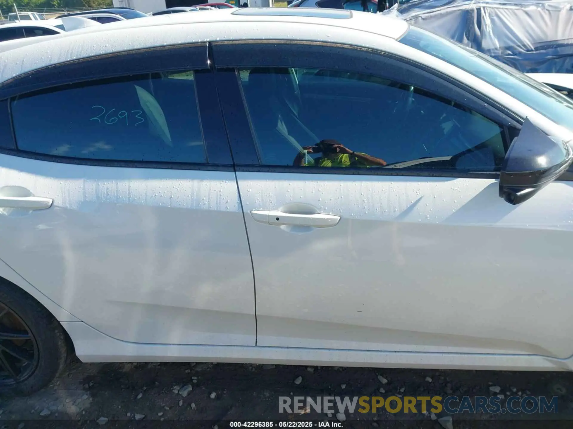13 Photograph of a damaged car SHHFK7H68LU209786 HONDA CIVIC 2020