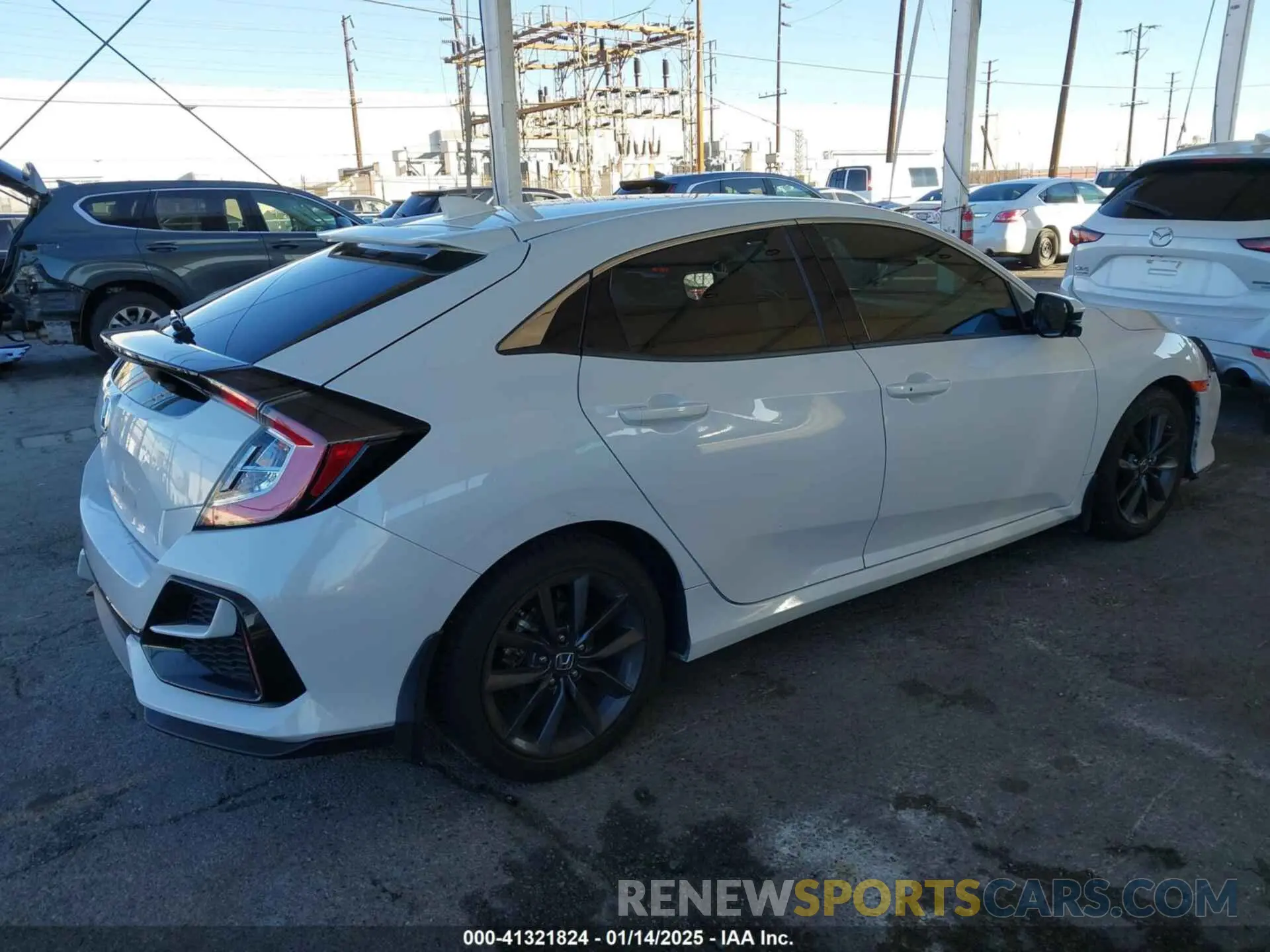 4 Photograph of a damaged car SHHFK7H68LU403721 HONDA CIVIC 2020
