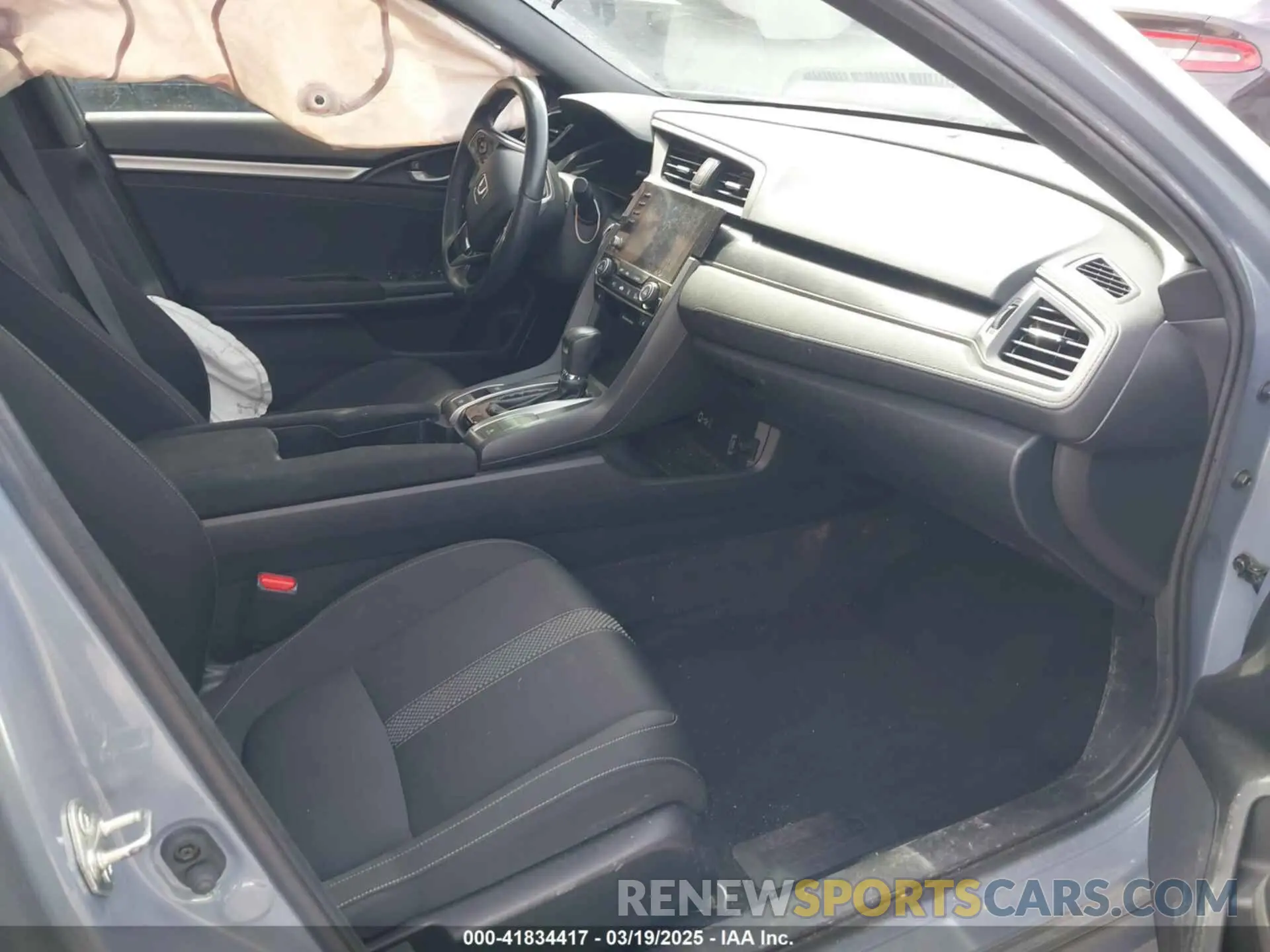 5 Photograph of a damaged car SHHFK7H69LU208162 HONDA CIVIC 2020