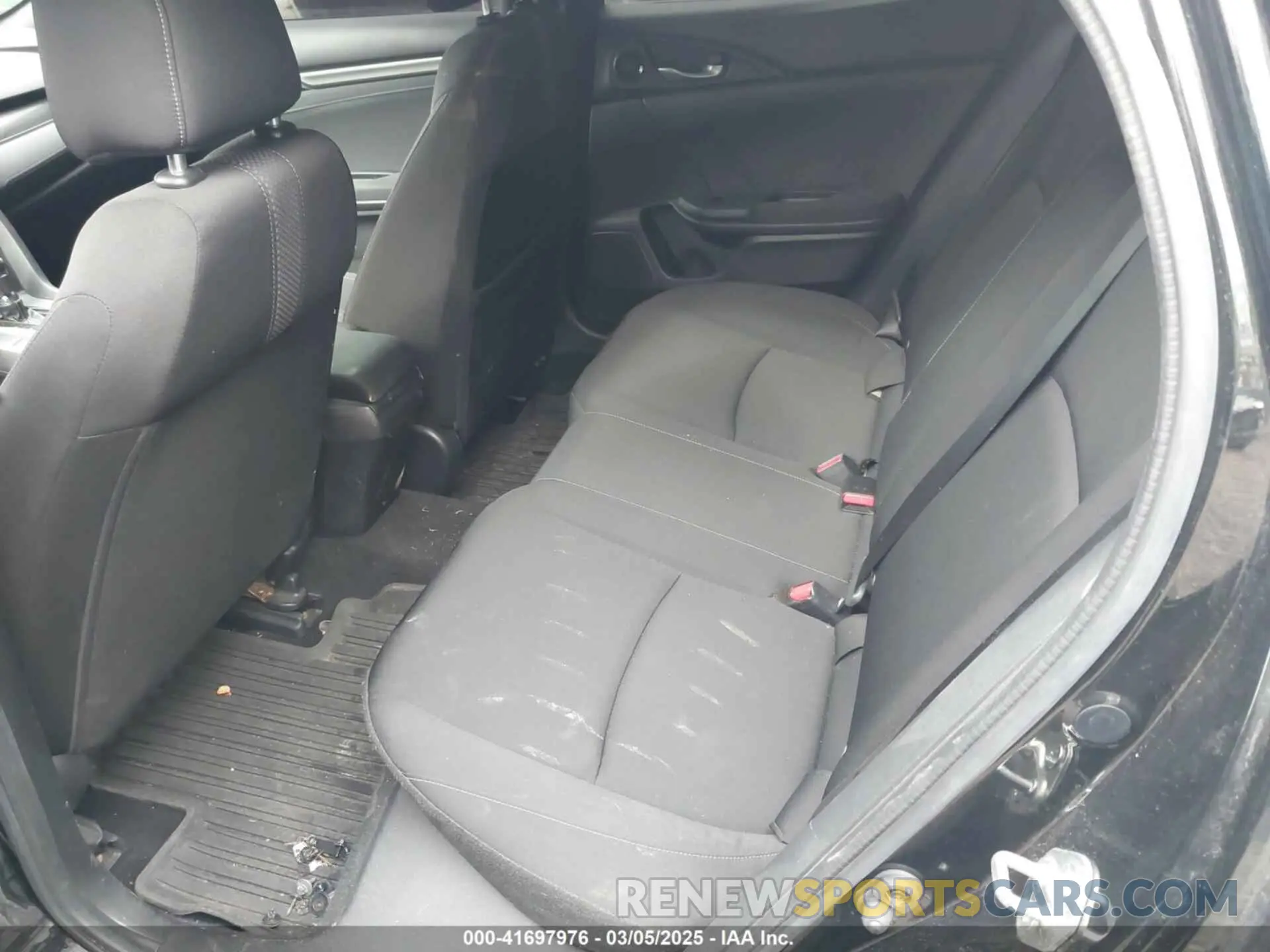 8 Photograph of a damaged car SHHFK7H69LU419118 HONDA CIVIC 2020