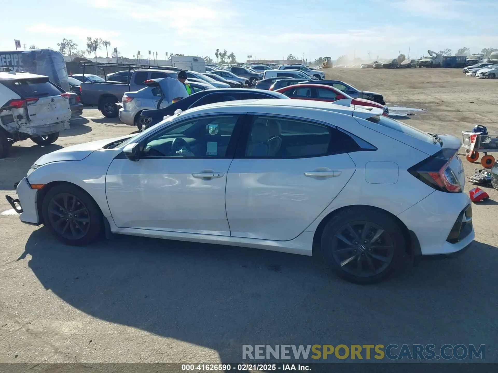 14 Photograph of a damaged car SHHFK7H69LU421760 HONDA CIVIC 2020