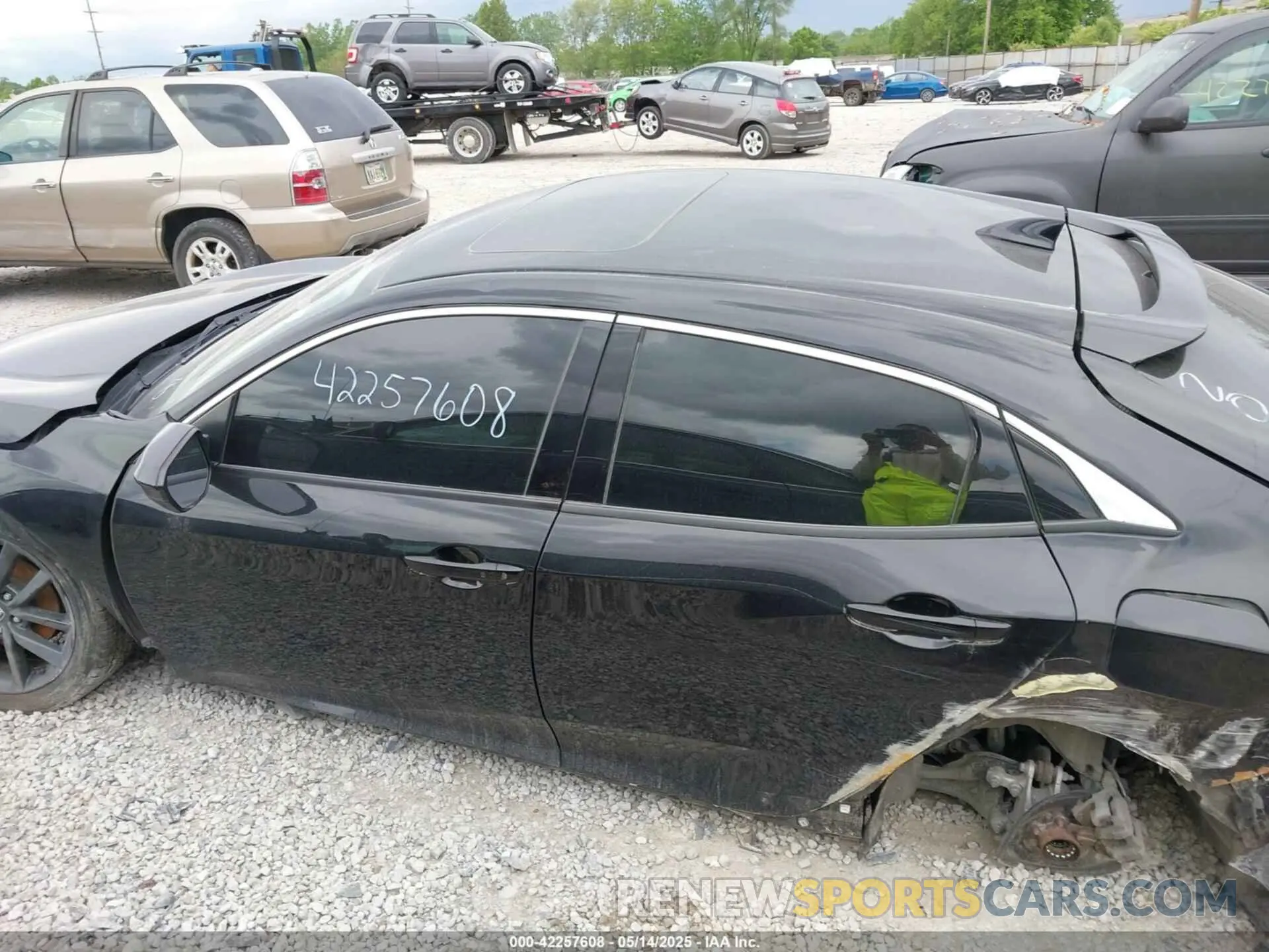 14 Photograph of a damaged car SHHFK7H6XLU204458 HONDA CIVIC 2020