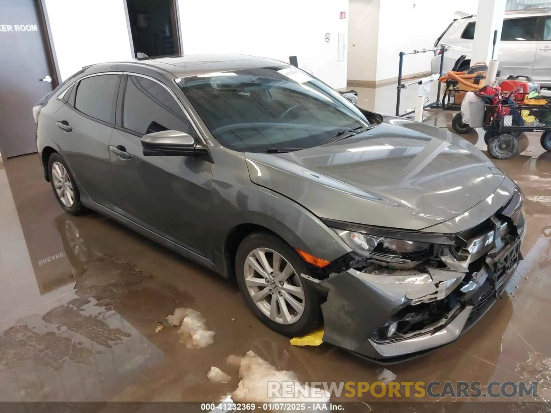 1 Photograph of a damaged car SHHFK7H6XLU216657 HONDA CIVIC 2020