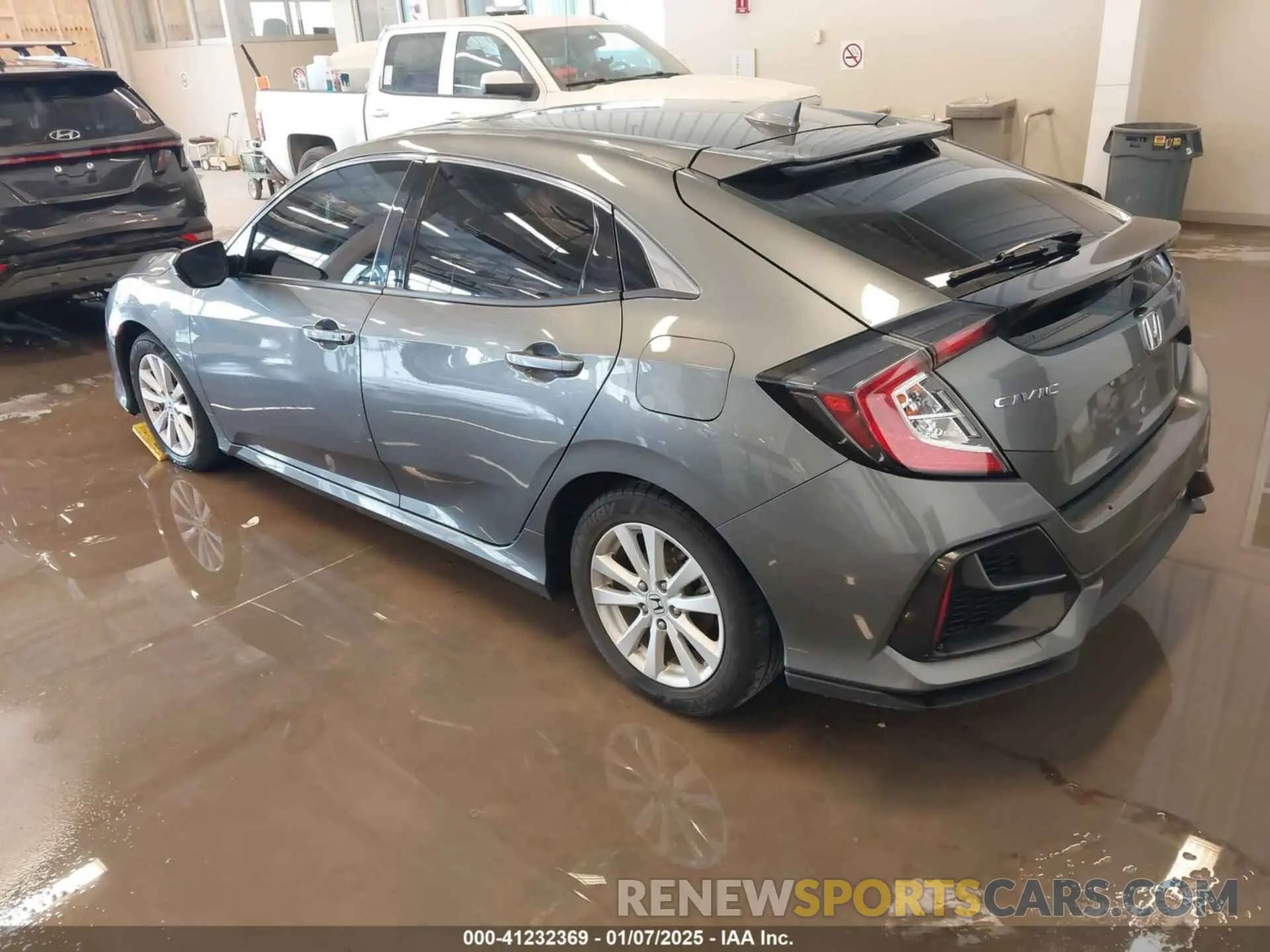 3 Photograph of a damaged car SHHFK7H6XLU216657 HONDA CIVIC 2020