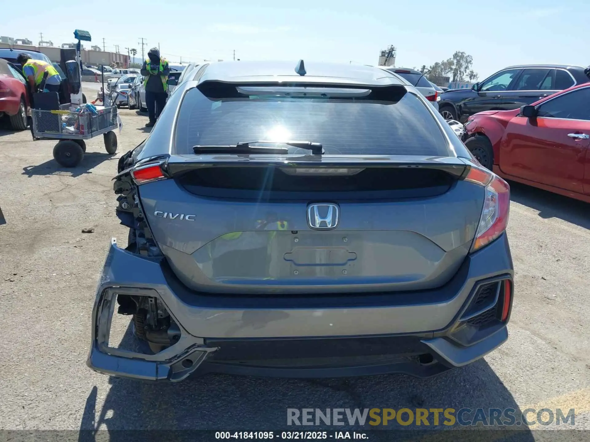 17 Photograph of a damaged car SHHFK7H80LU416318 HONDA CIVIC 2020