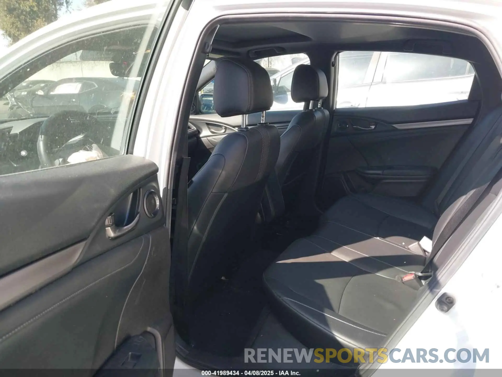 20 Photograph of a damaged car SHHFK7H82LU403988 HONDA CIVIC 2020