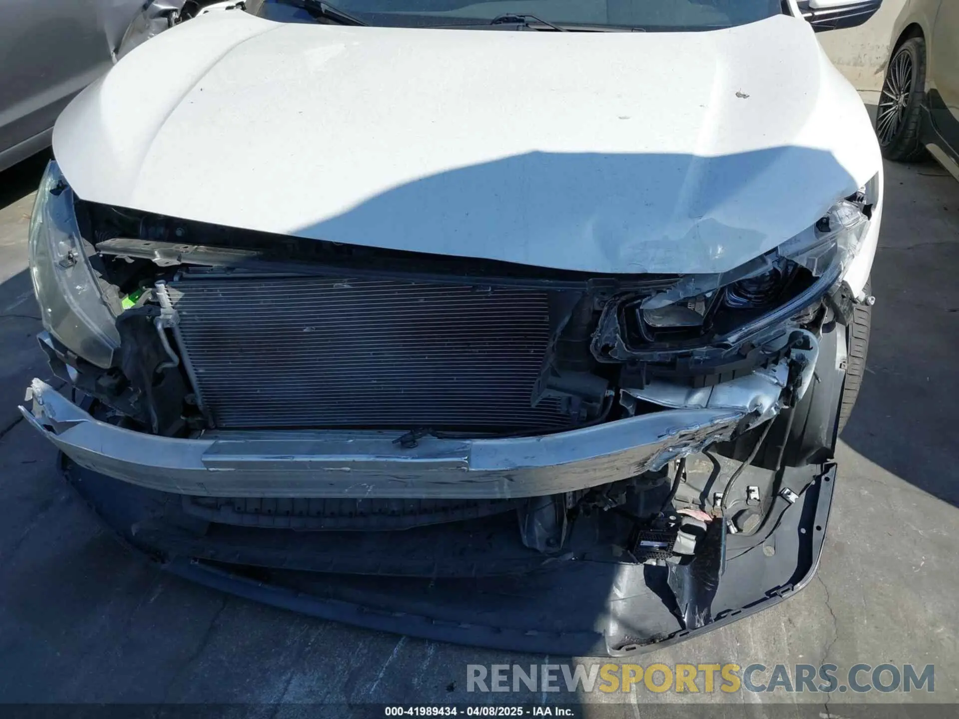 6 Photograph of a damaged car SHHFK7H82LU403988 HONDA CIVIC 2020