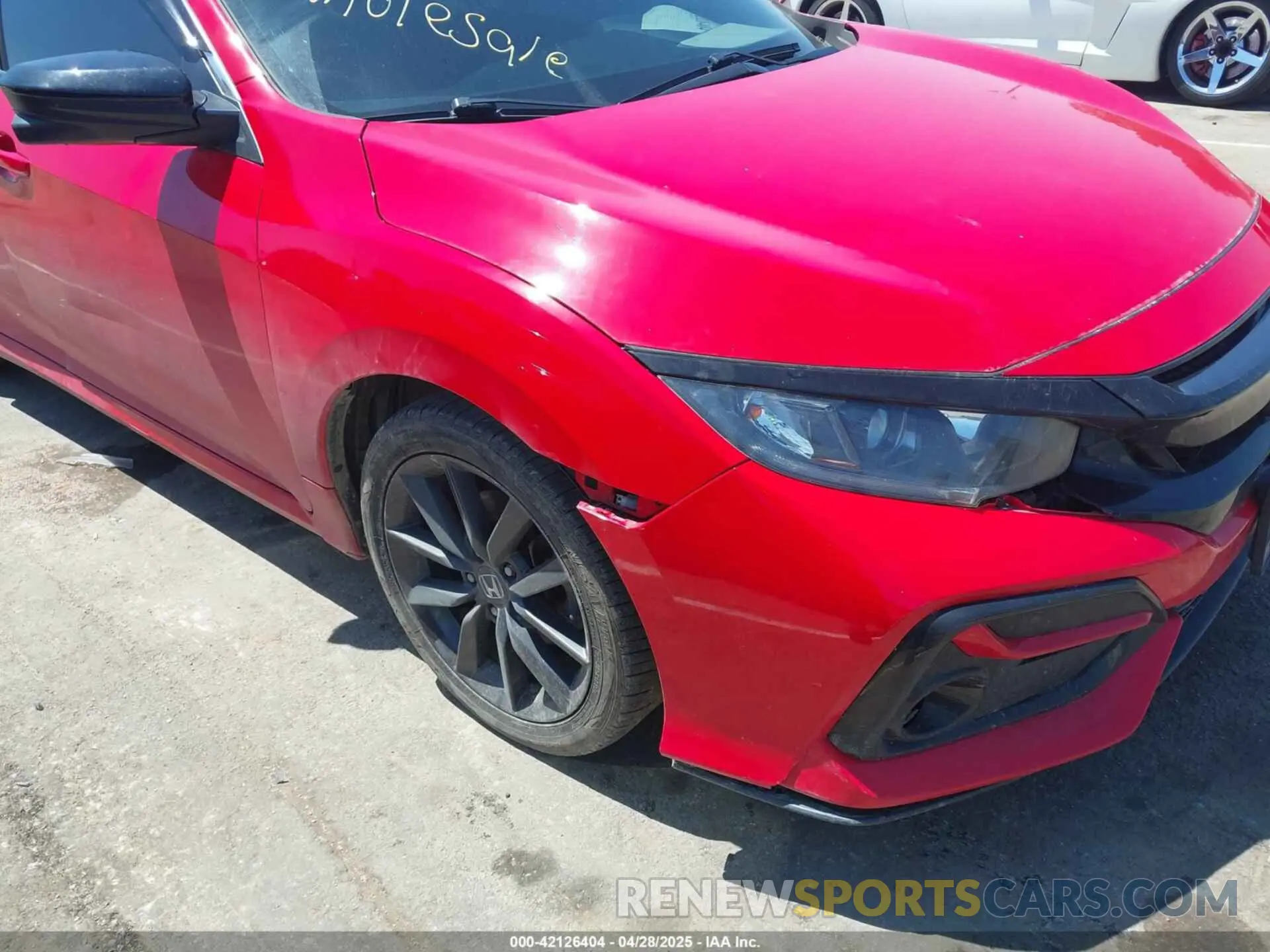 19 Photograph of a damaged car SHHFK7H87LU411293 HONDA CIVIC 2020