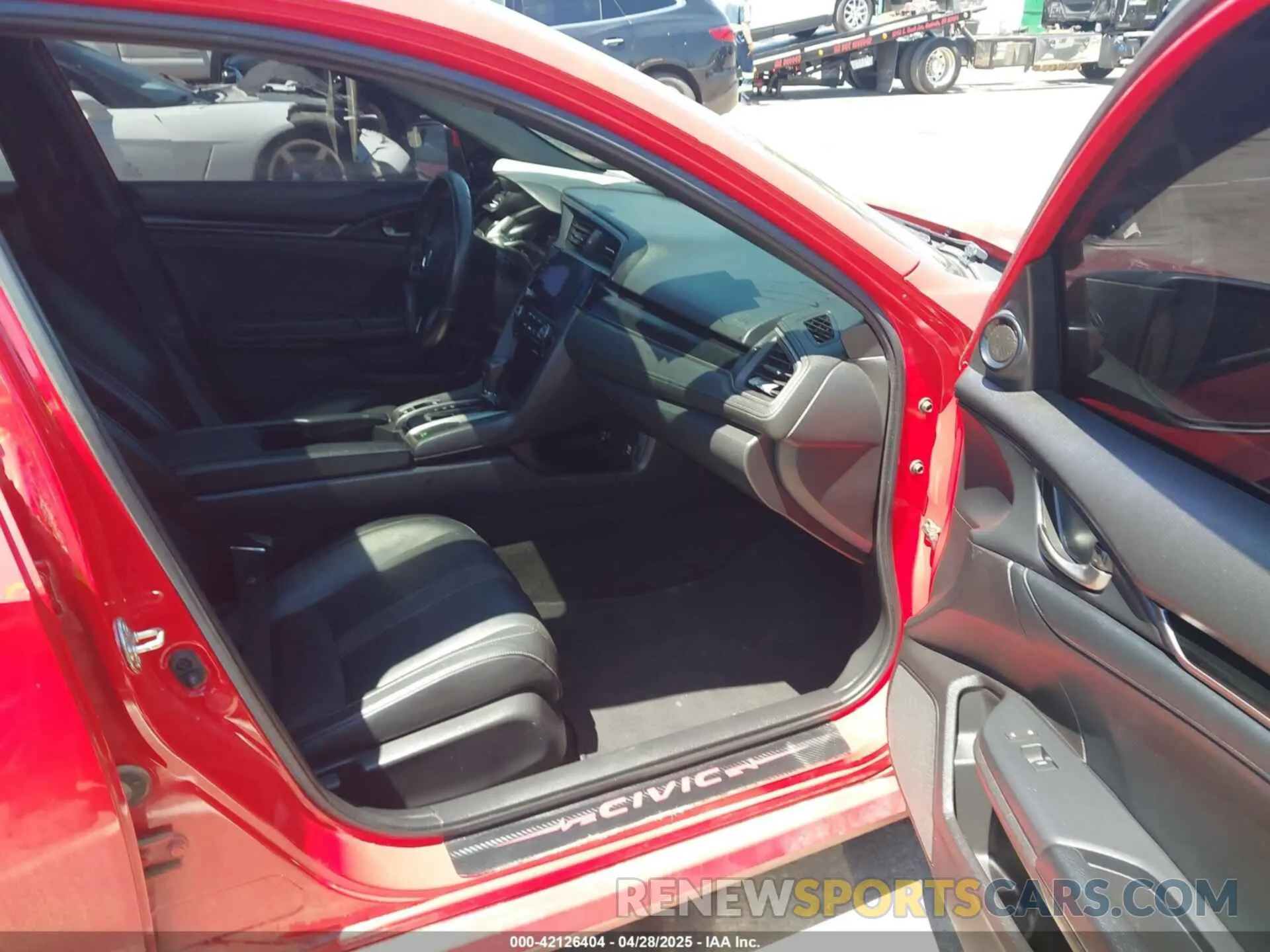 5 Photograph of a damaged car SHHFK7H87LU411293 HONDA CIVIC 2020