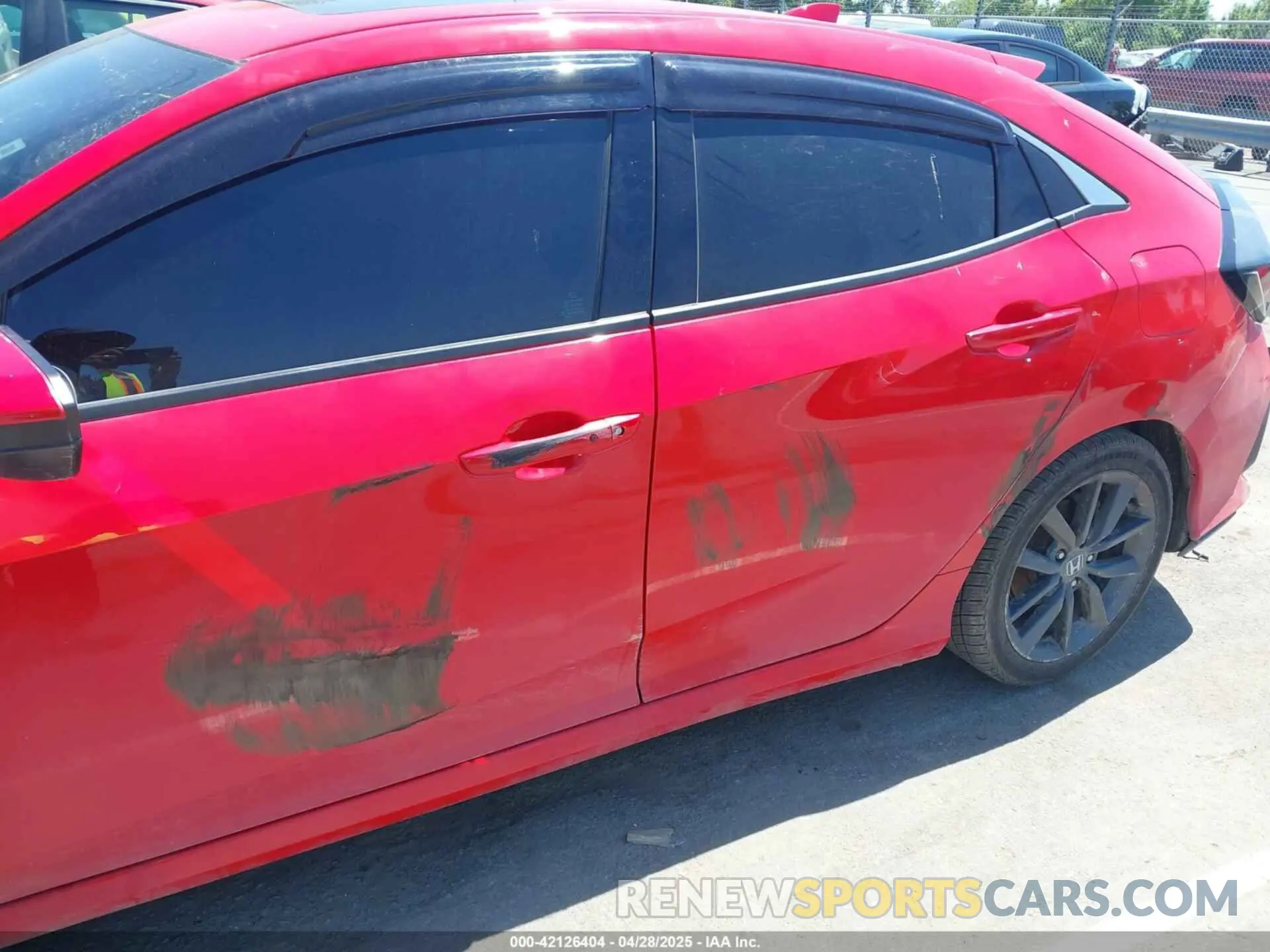 6 Photograph of a damaged car SHHFK7H87LU411293 HONDA CIVIC 2020