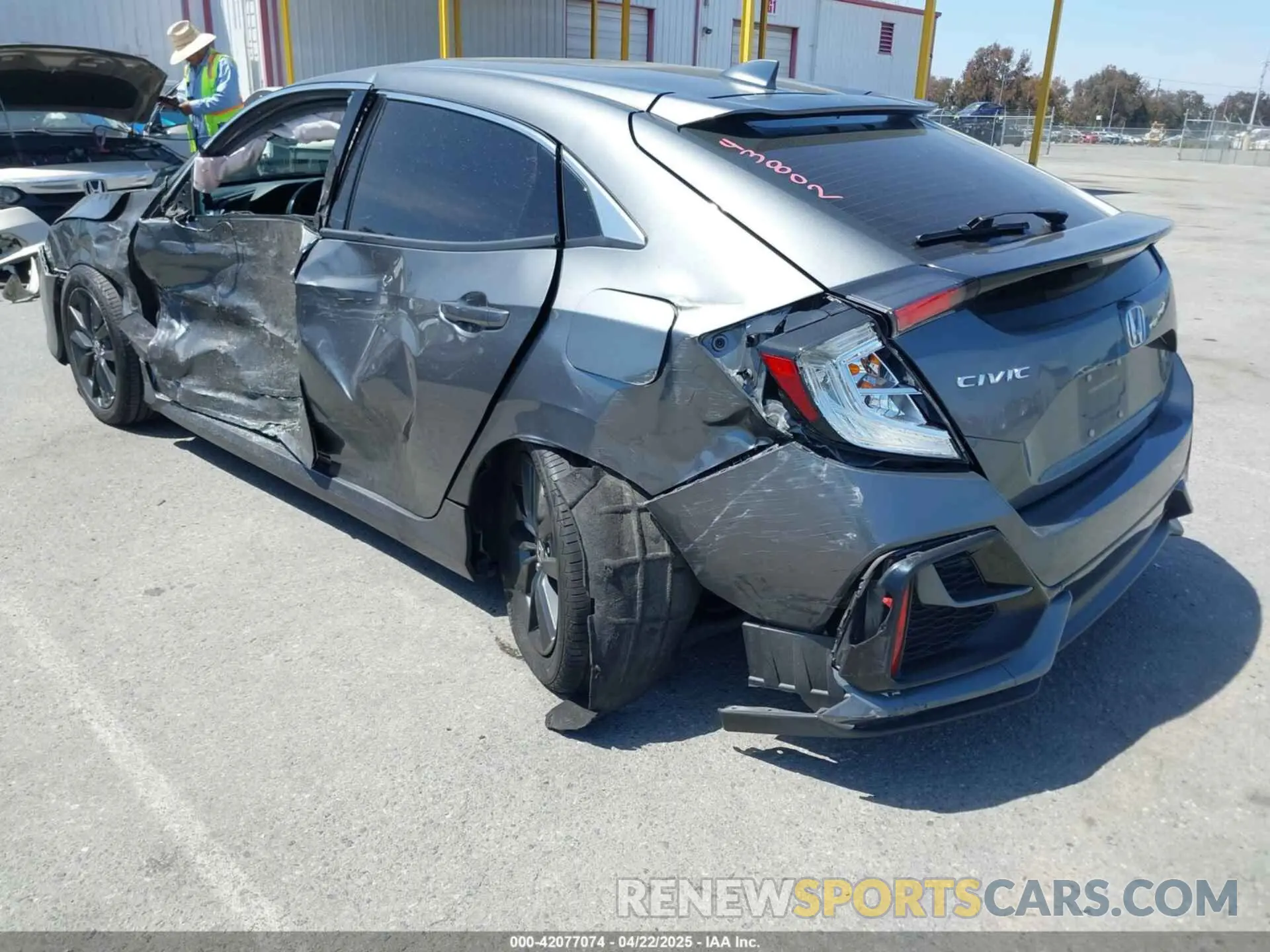 3 Photograph of a damaged car SHHFK7H88LU414008 HONDA CIVIC 2020