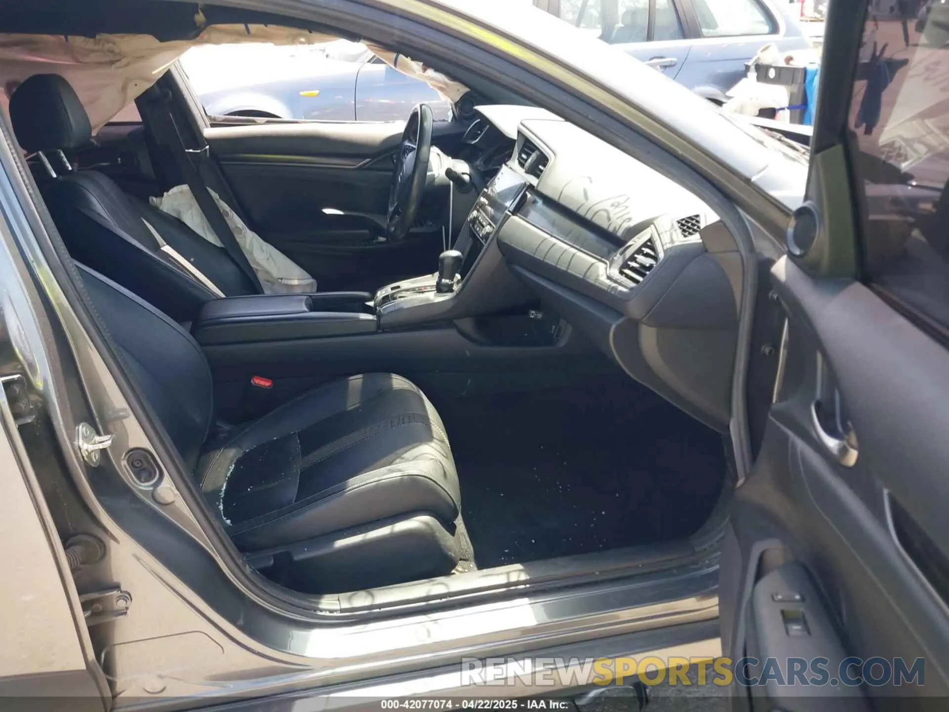 5 Photograph of a damaged car SHHFK7H88LU414008 HONDA CIVIC 2020