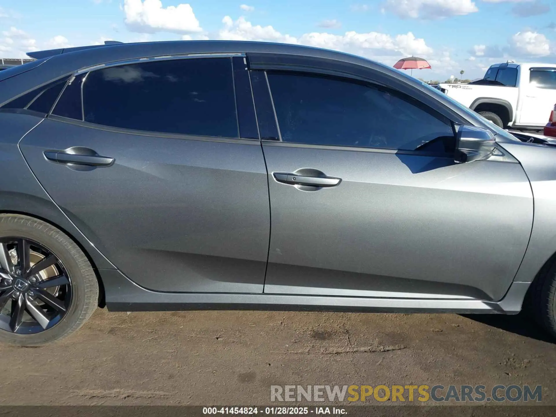 13 Photograph of a damaged car SHHFK7H89LU418214 HONDA CIVIC 2020