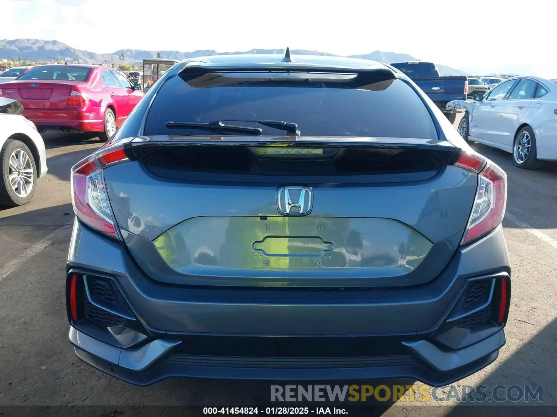 16 Photograph of a damaged car SHHFK7H89LU418214 HONDA CIVIC 2020