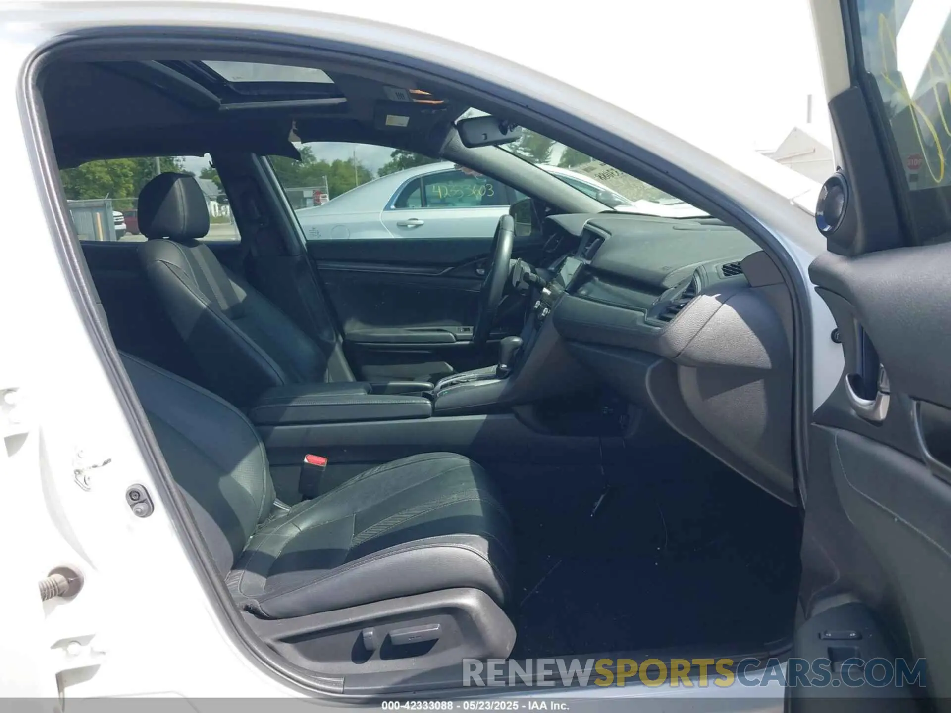 5 Photograph of a damaged car SHHFK7H94LU225056 HONDA CIVIC 2020