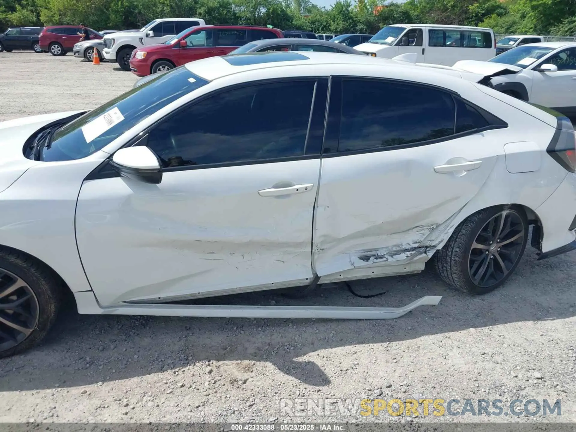 6 Photograph of a damaged car SHHFK7H94LU225056 HONDA CIVIC 2020
