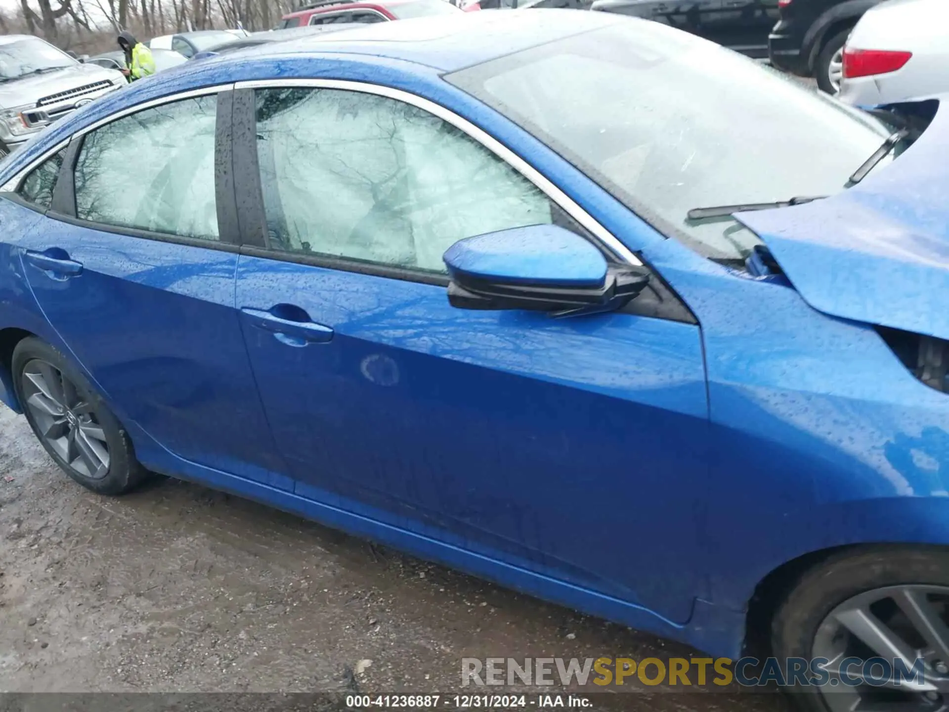 13 Photograph of a damaged car 19XFC1F30ME008220 HONDA CIVIC 2021