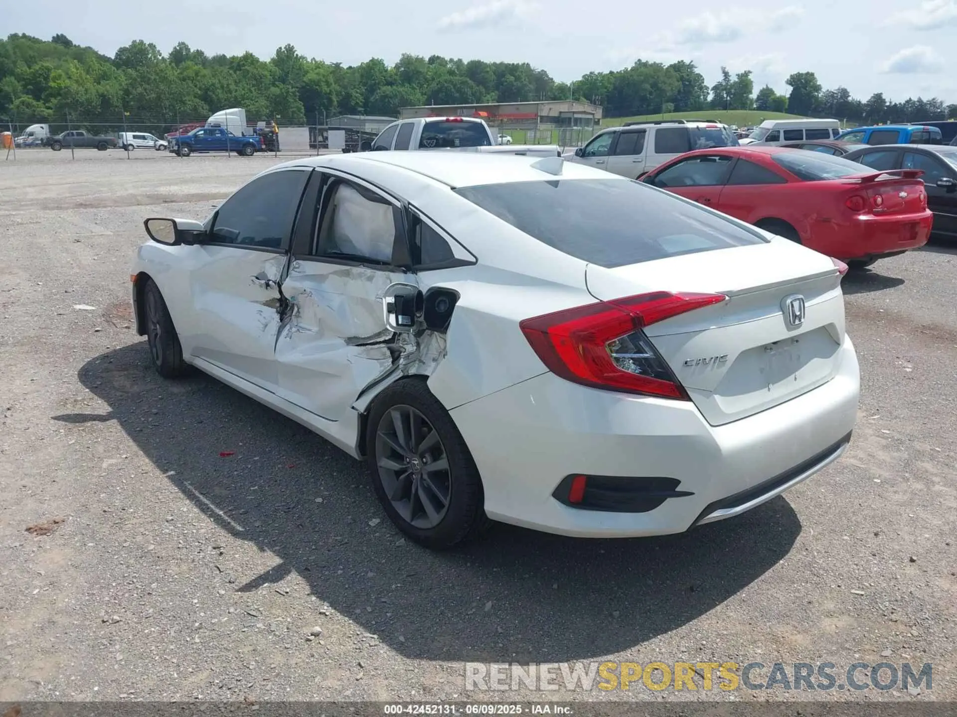 3 Photograph of a damaged car 19XFC1F30ME011439 HONDA CIVIC 2021
