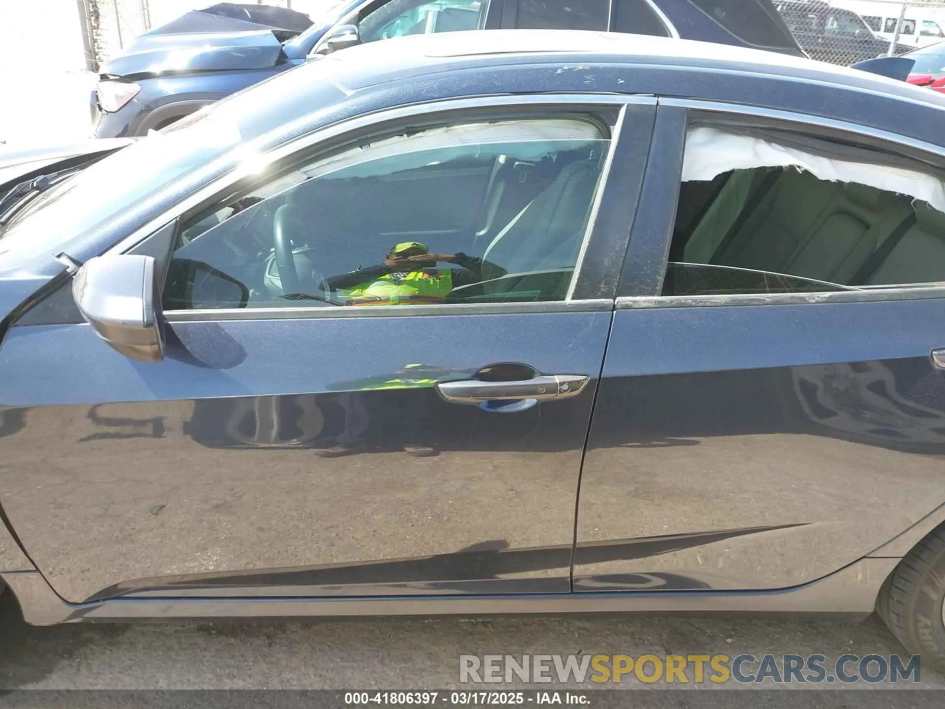 13 Photograph of a damaged car 19XFC1F31ME006041 HONDA CIVIC 2021