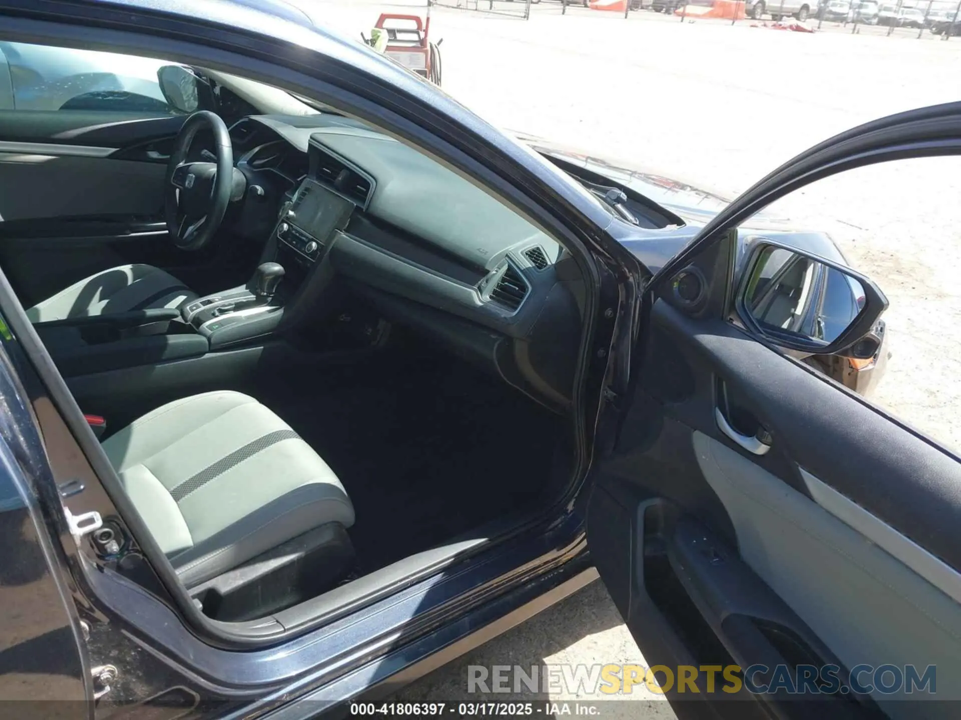 5 Photograph of a damaged car 19XFC1F31ME006041 HONDA CIVIC 2021